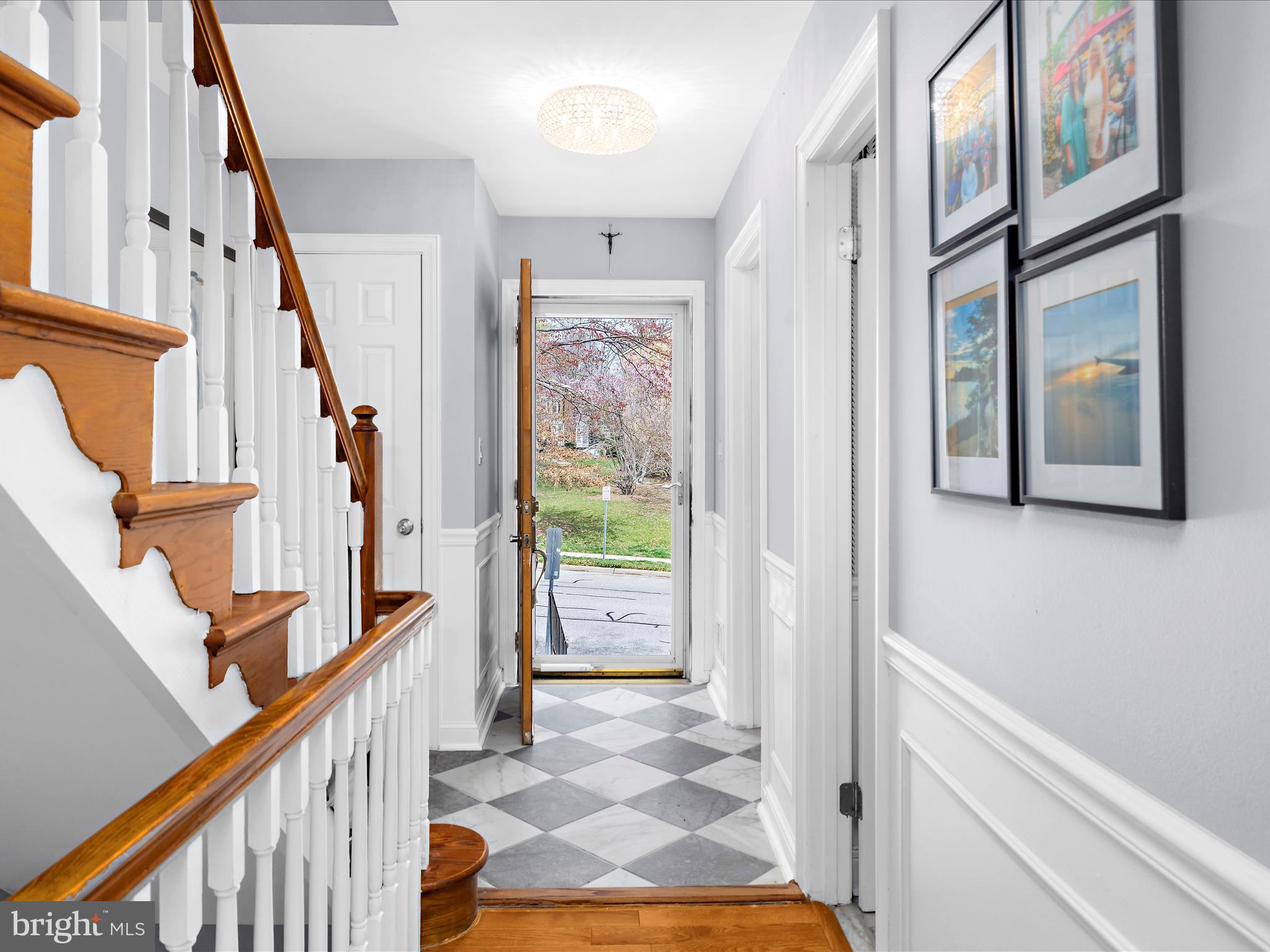 BAY HILLS TANGLEWOOD - Residential