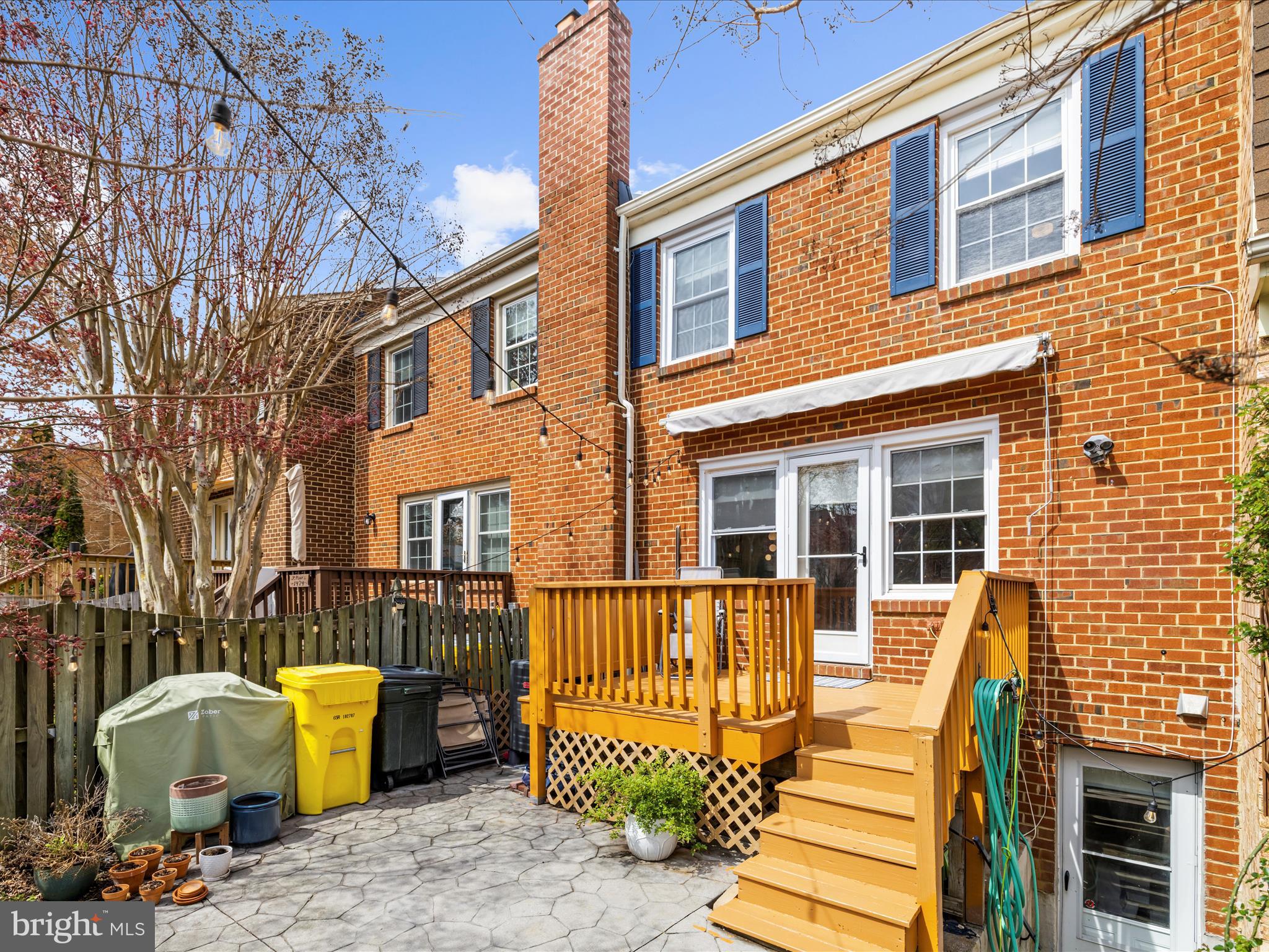 BAY HILLS TANGLEWOOD - Residential