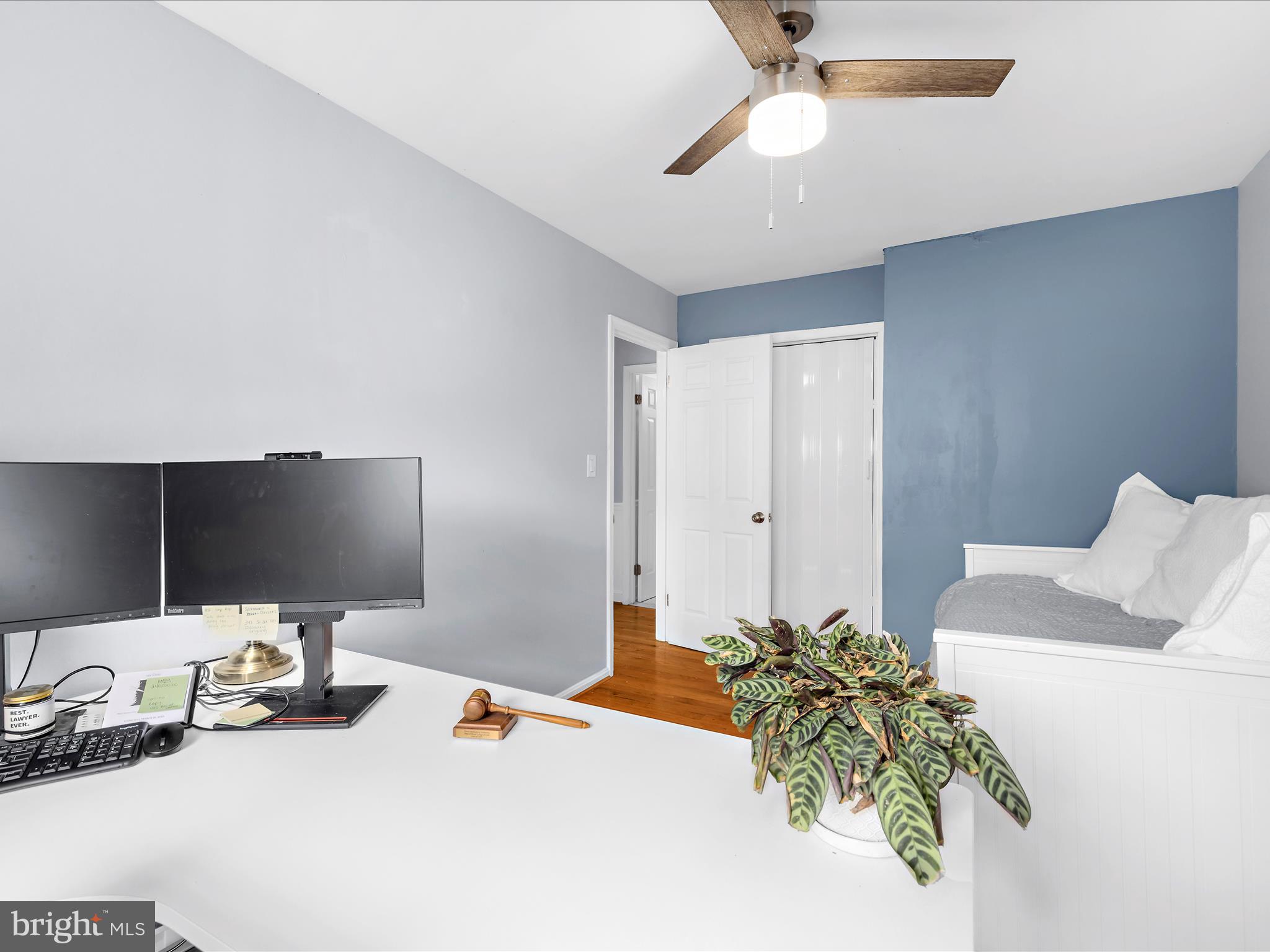 BAY HILLS TANGLEWOOD - Residential