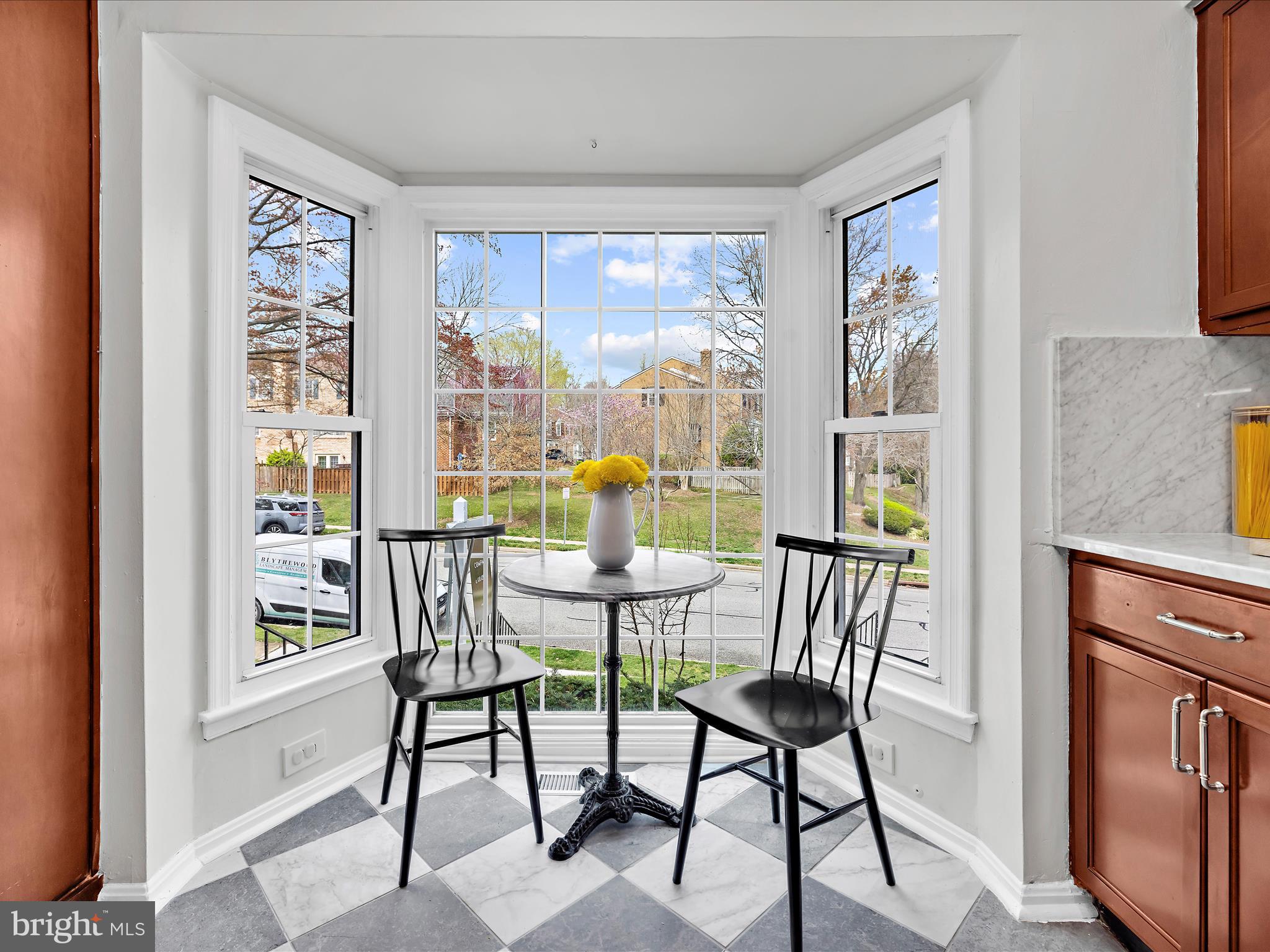 BAY HILLS TANGLEWOOD - Residential