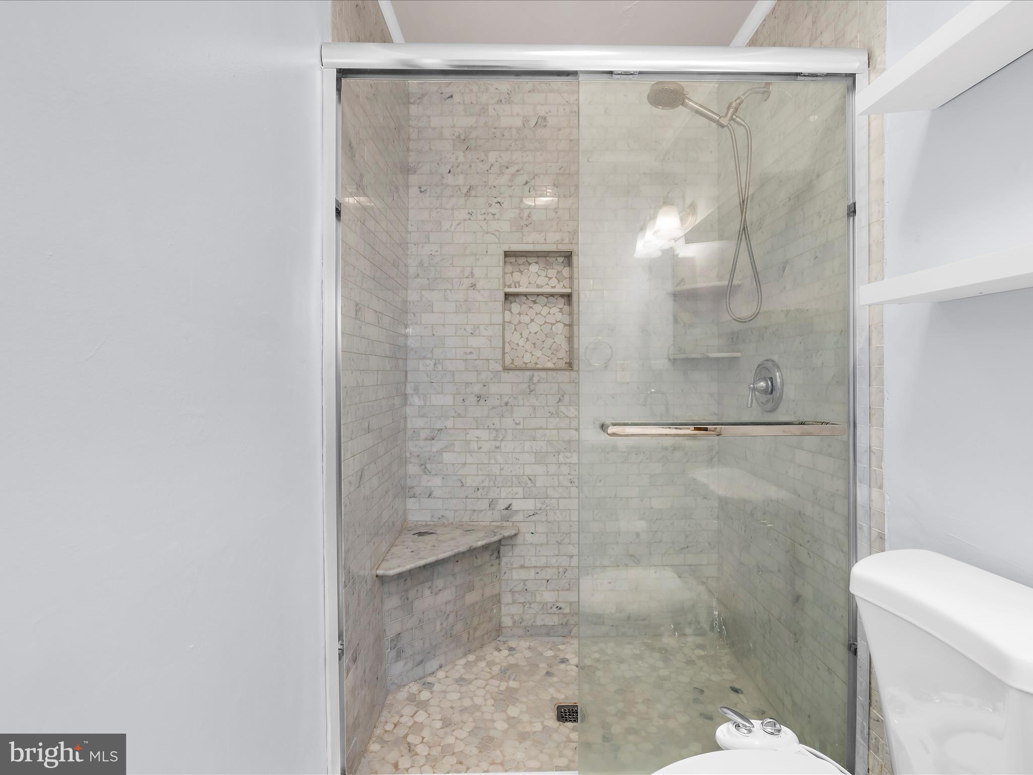 BAY HILLS TANGLEWOOD - Residential