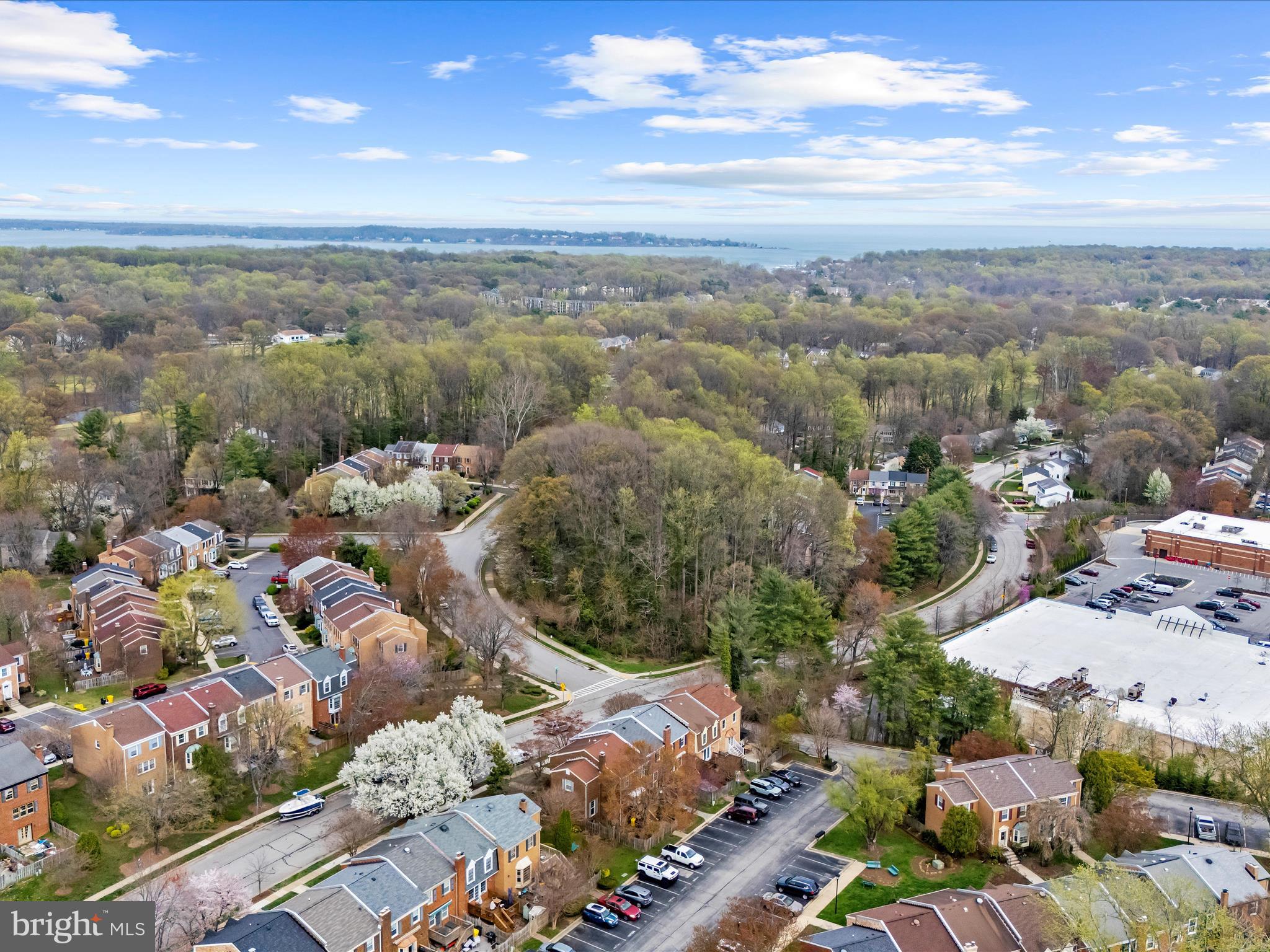 BAY HILLS TANGLEWOOD - Residential