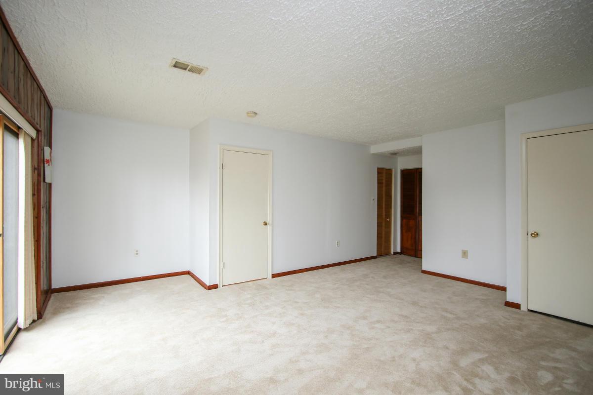 GLEN ORA - PLAT 9 - Residential