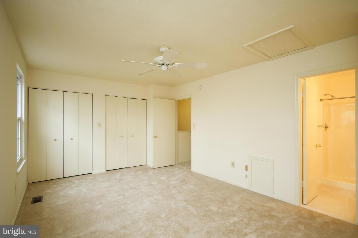 GLEN ORA - PLAT 9 - Residential