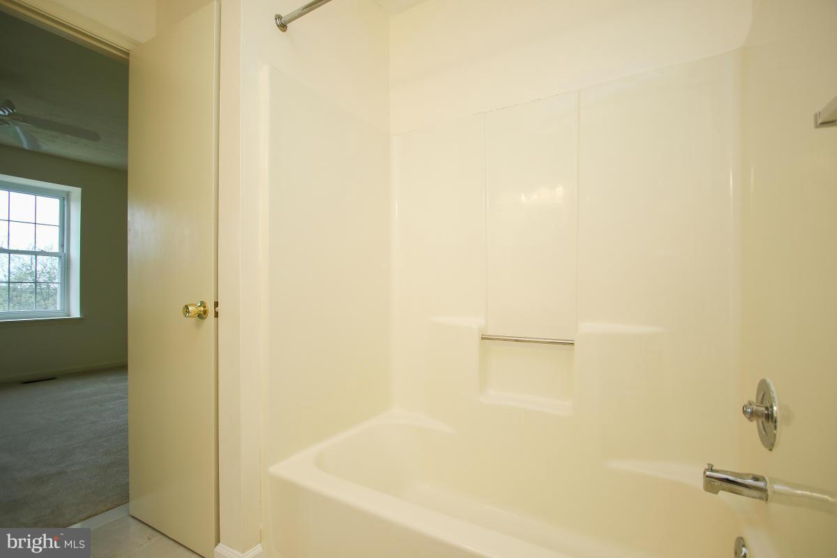 GLEN ORA - PLAT 9 - Residential