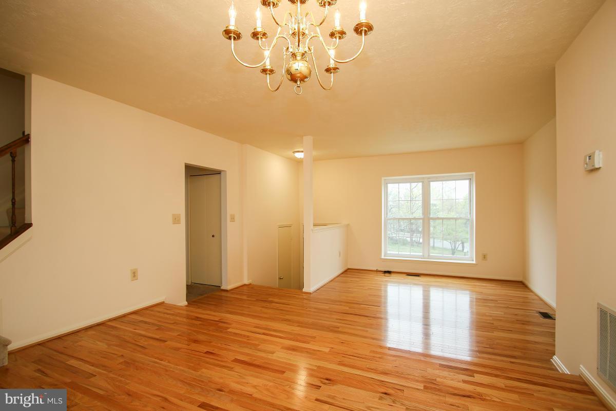 GLEN ORA - PLAT 9 - Residential