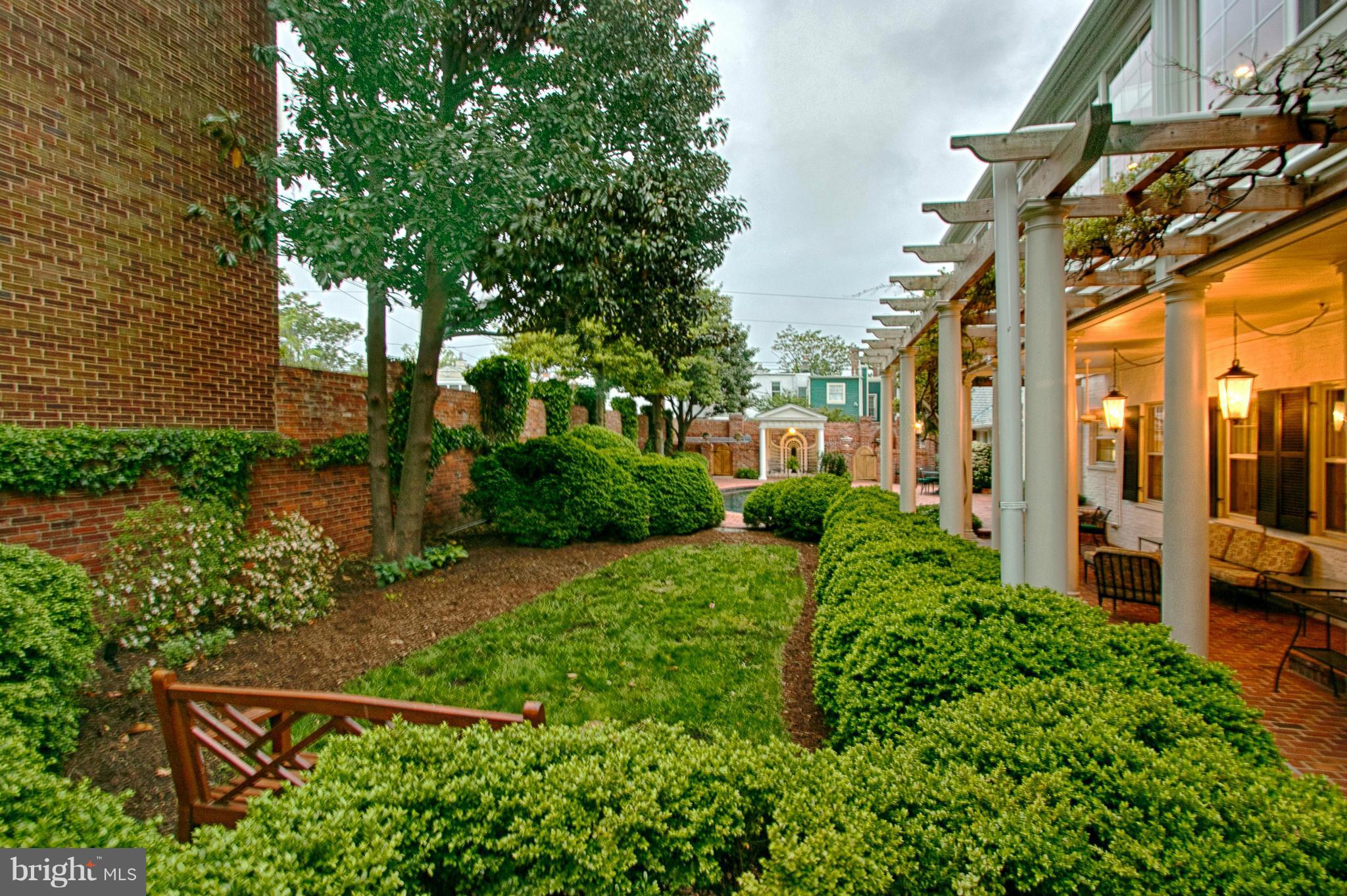 OLD TOWN - Residential