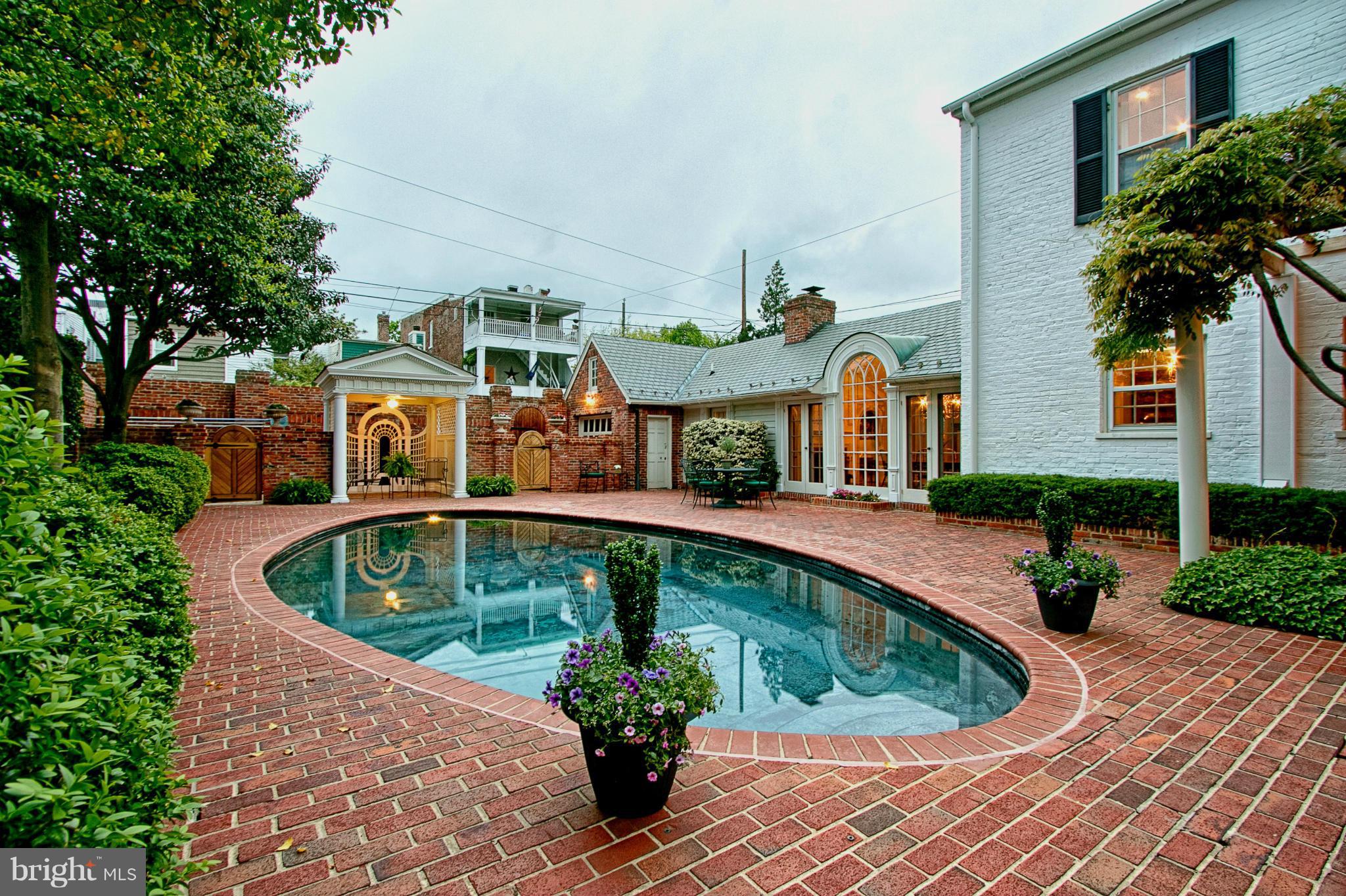 OLD TOWN - Residential