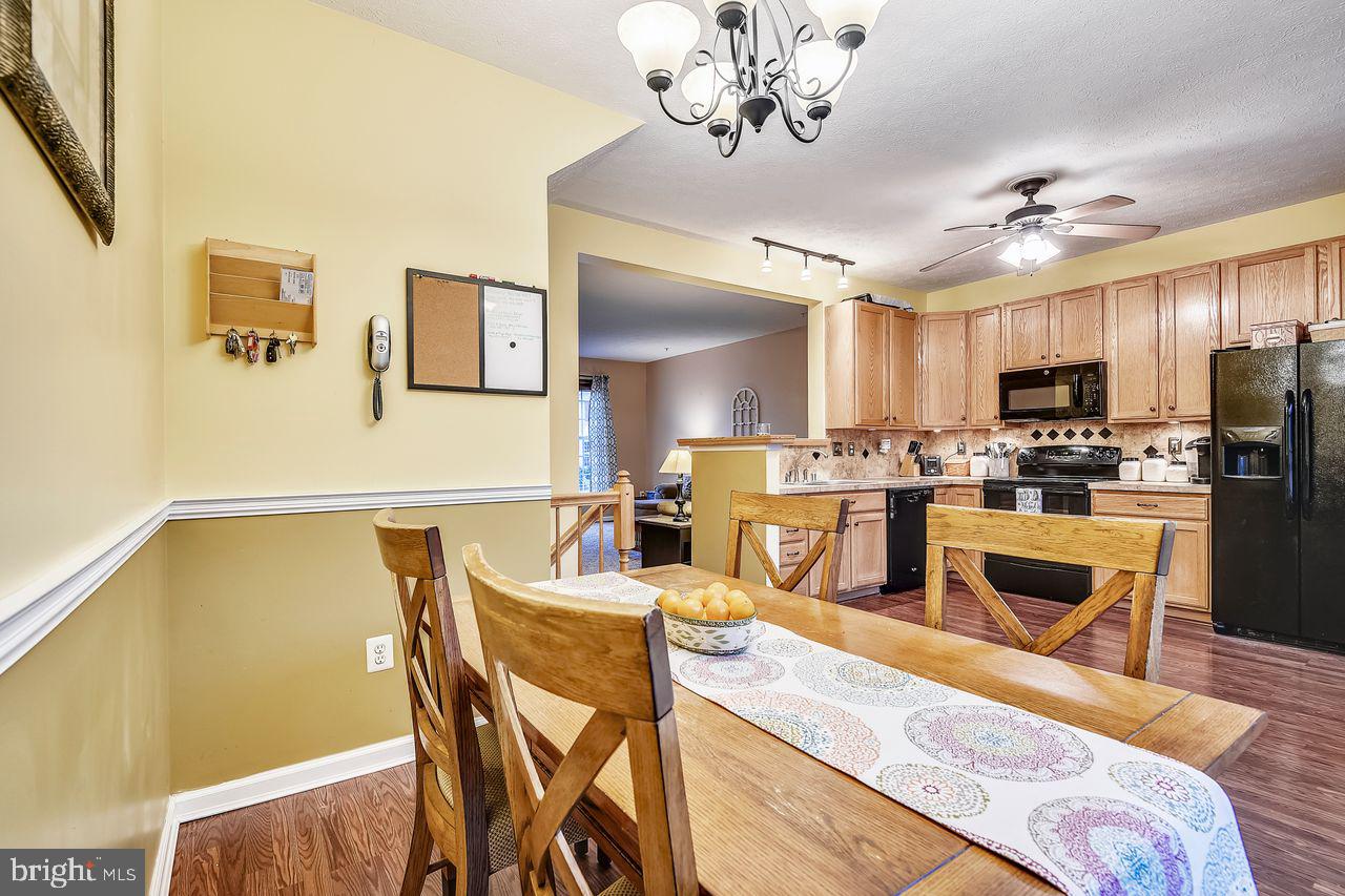 HOLLY WOODS - Residential