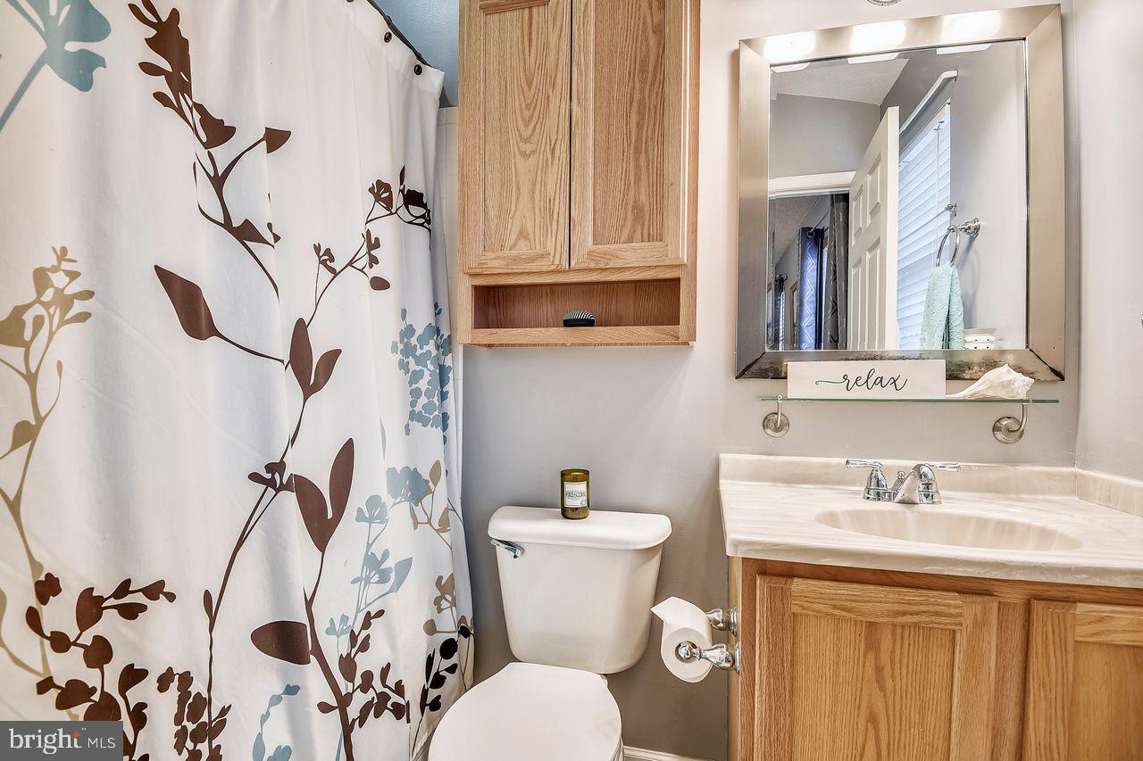 HOLLY WOODS - Residential