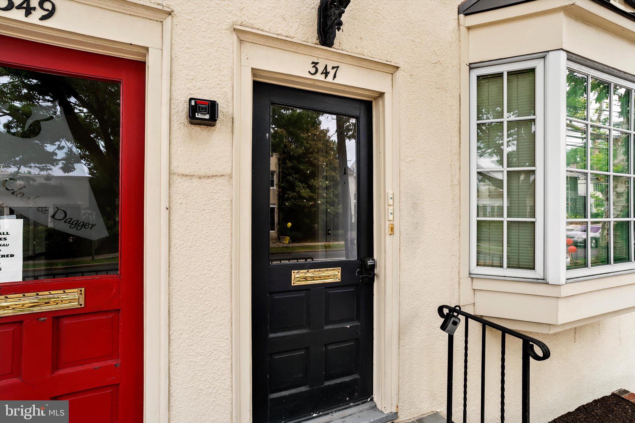 347 NASSAU STREET B