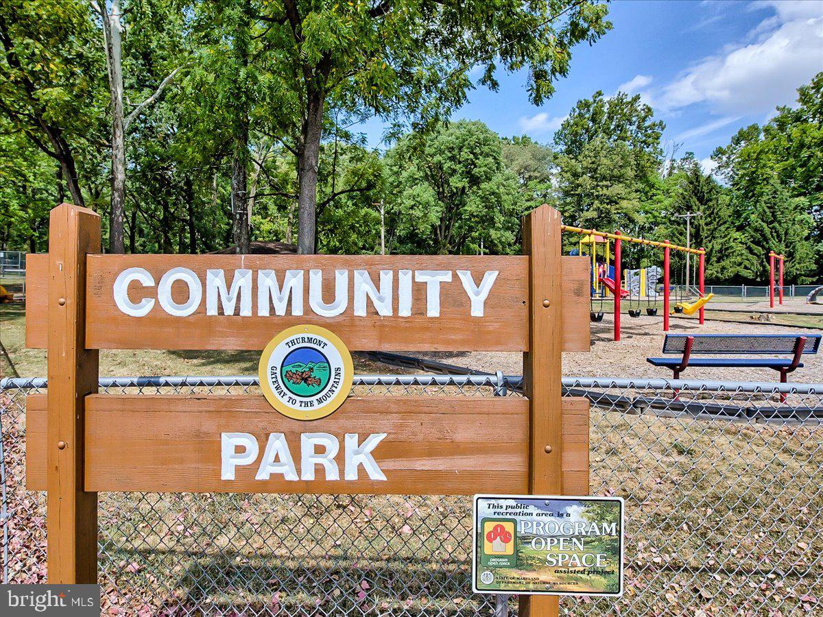 THURMONT WEST - Residential