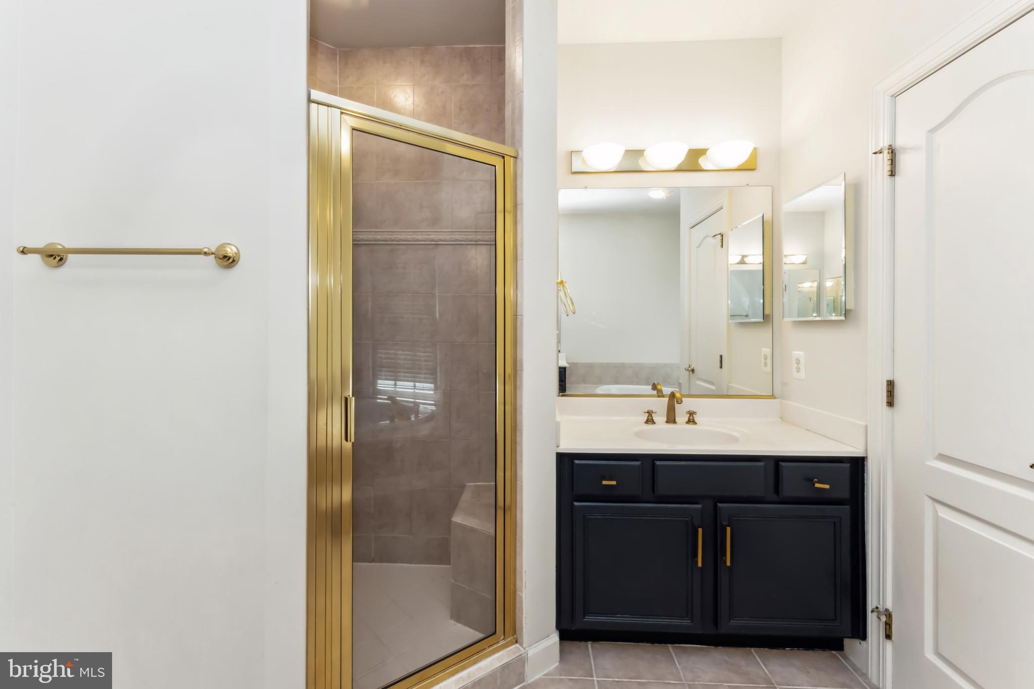 HUNTING RIDGE - Residential Lease