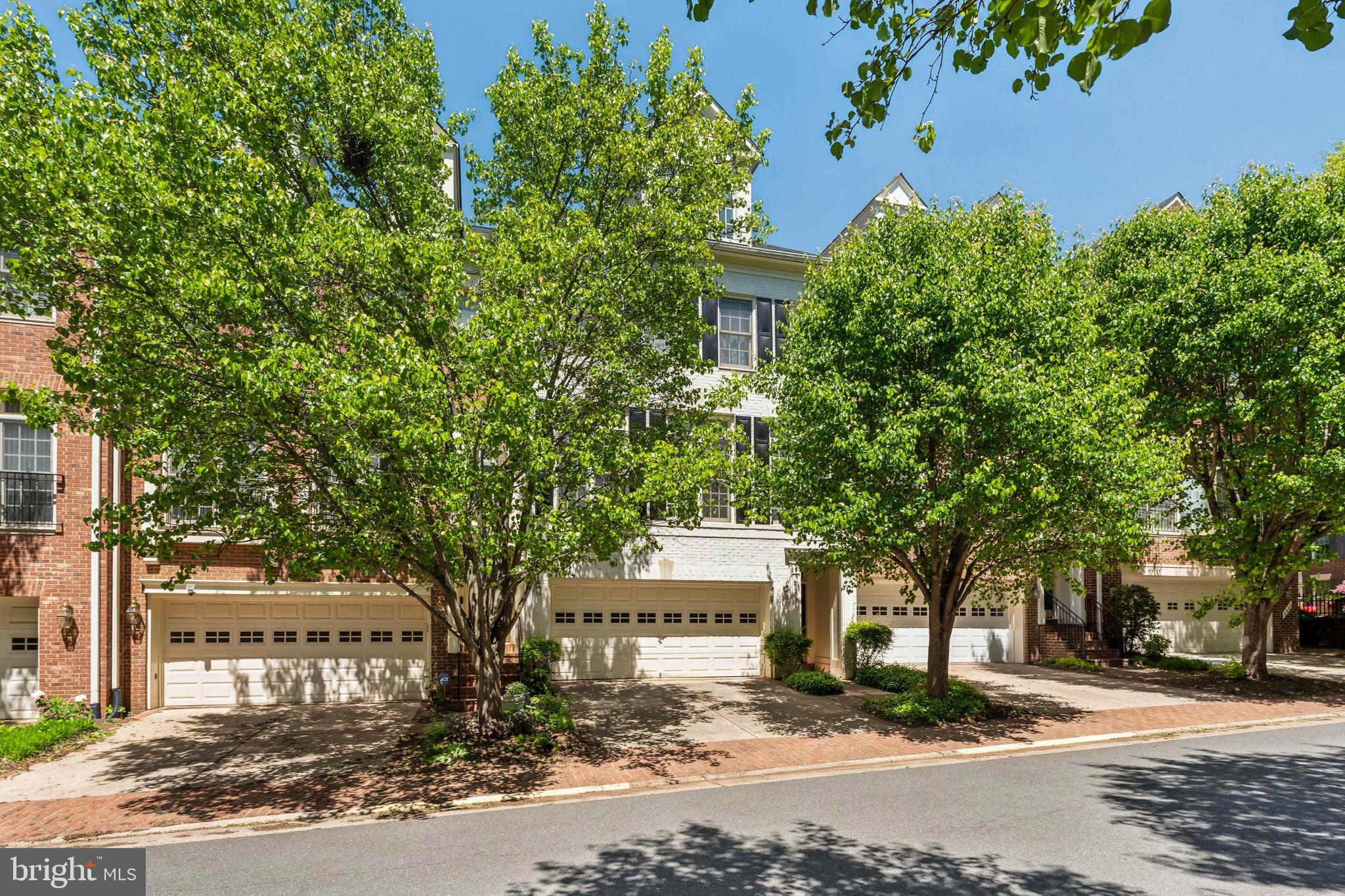 HUNTING RIDGE - Residential Lease