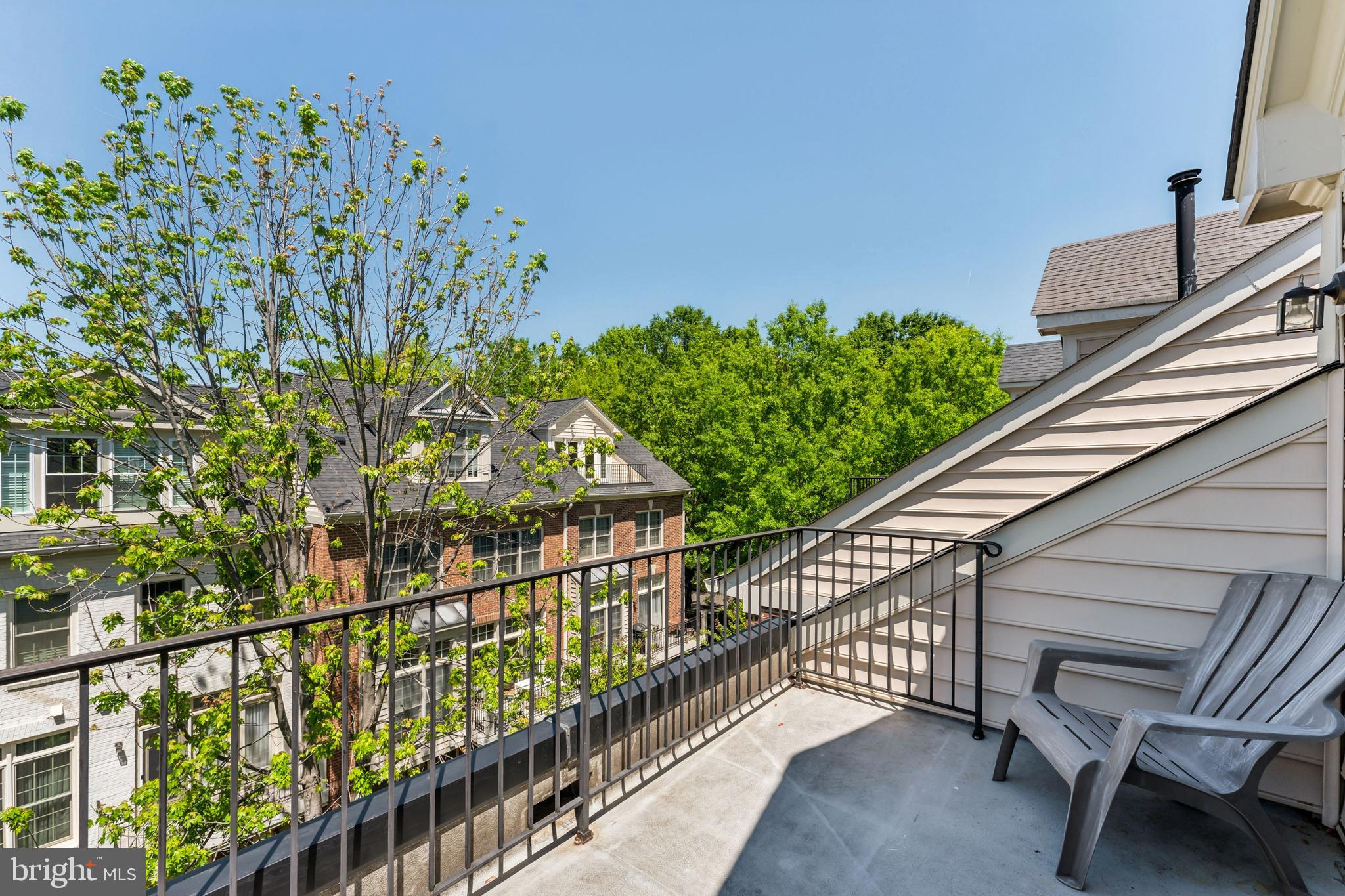 HUNTING RIDGE - Residential Lease