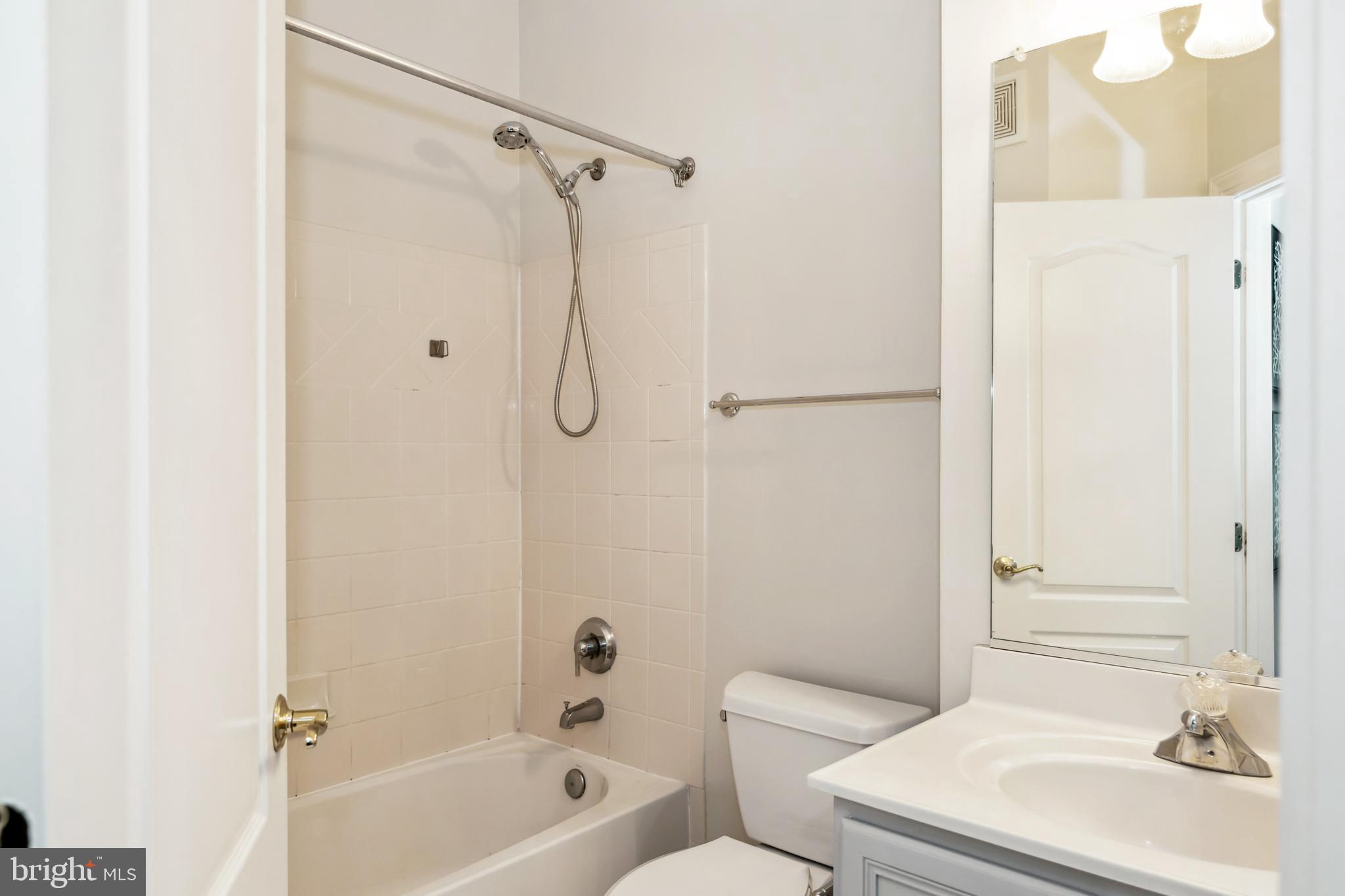 HUNTING RIDGE - Residential Lease