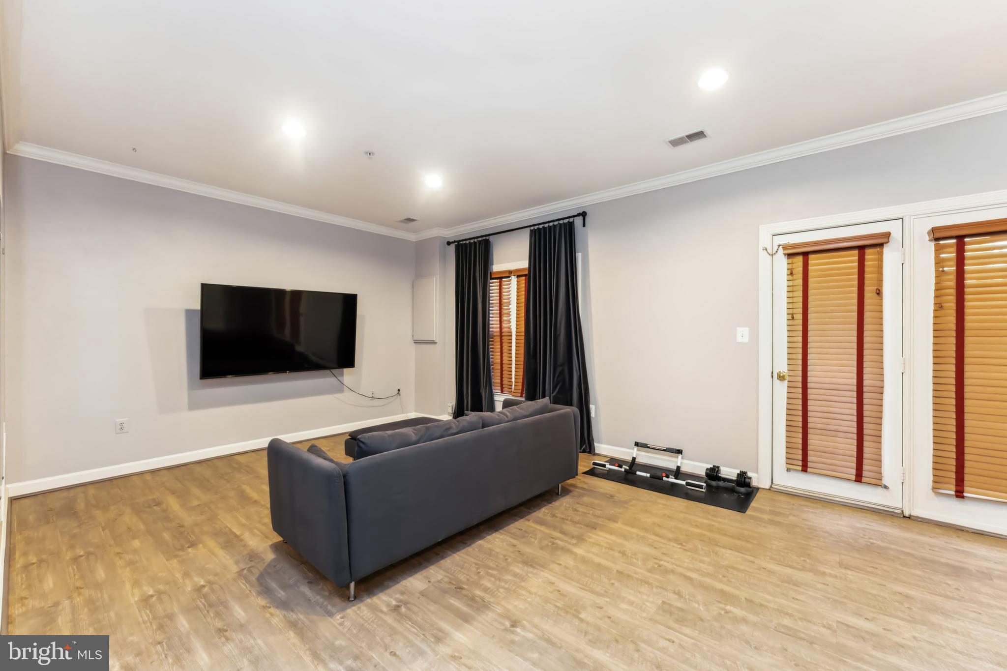 HUNTING RIDGE - Residential Lease