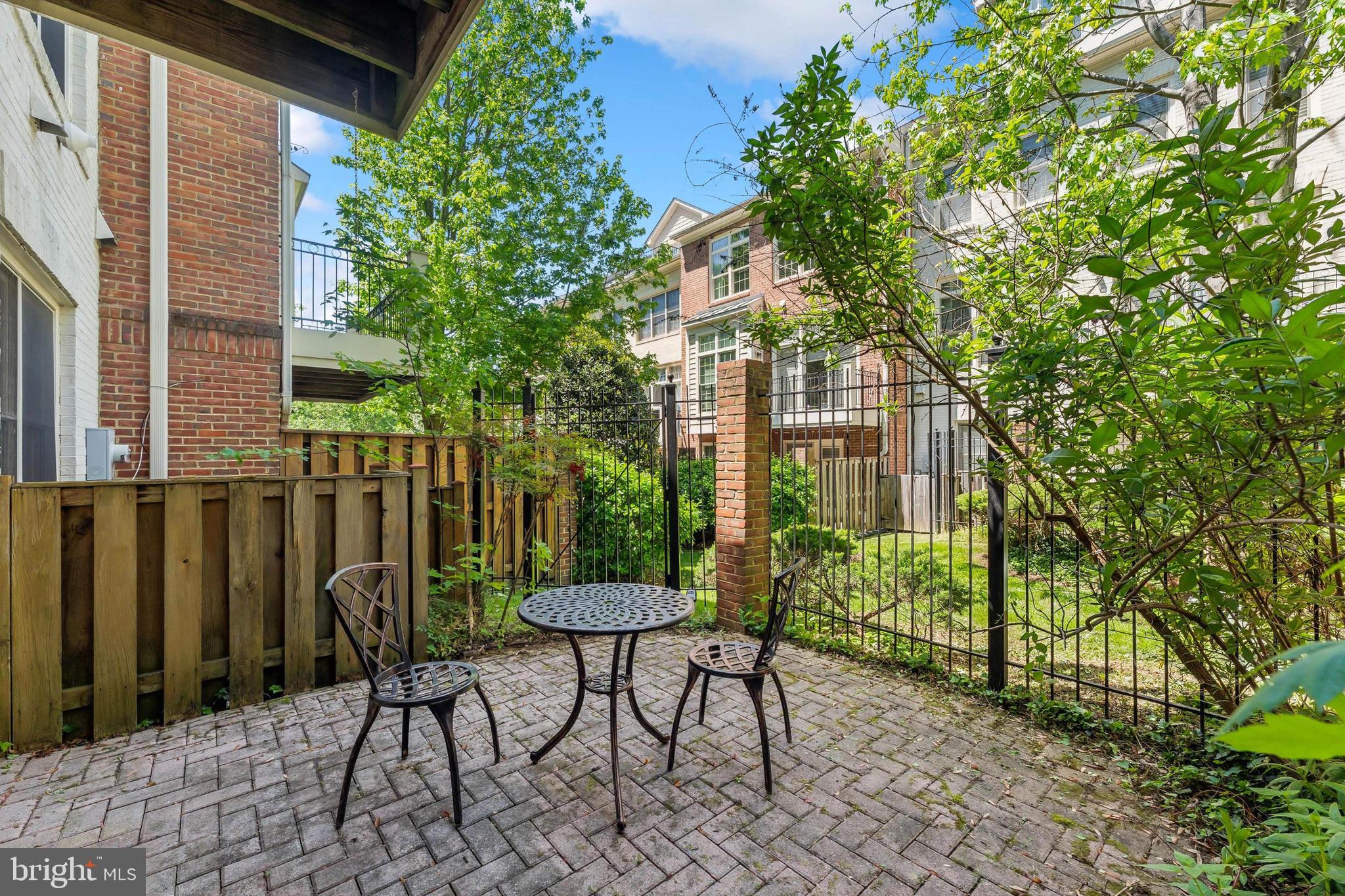 HUNTING RIDGE - Residential Lease