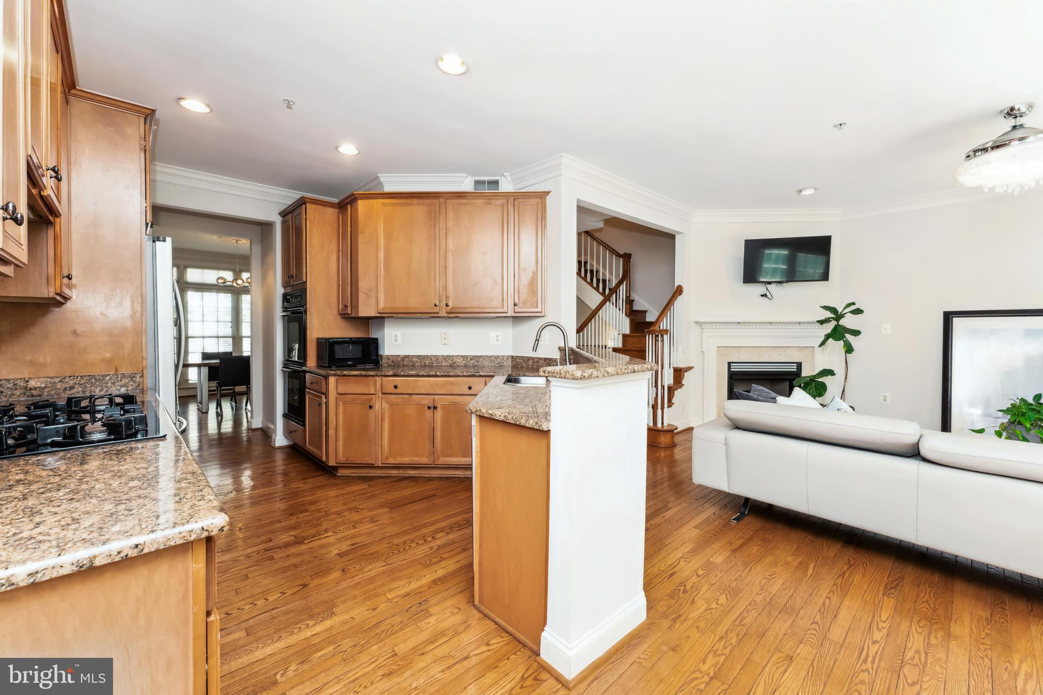 HUNTING RIDGE - Residential Lease