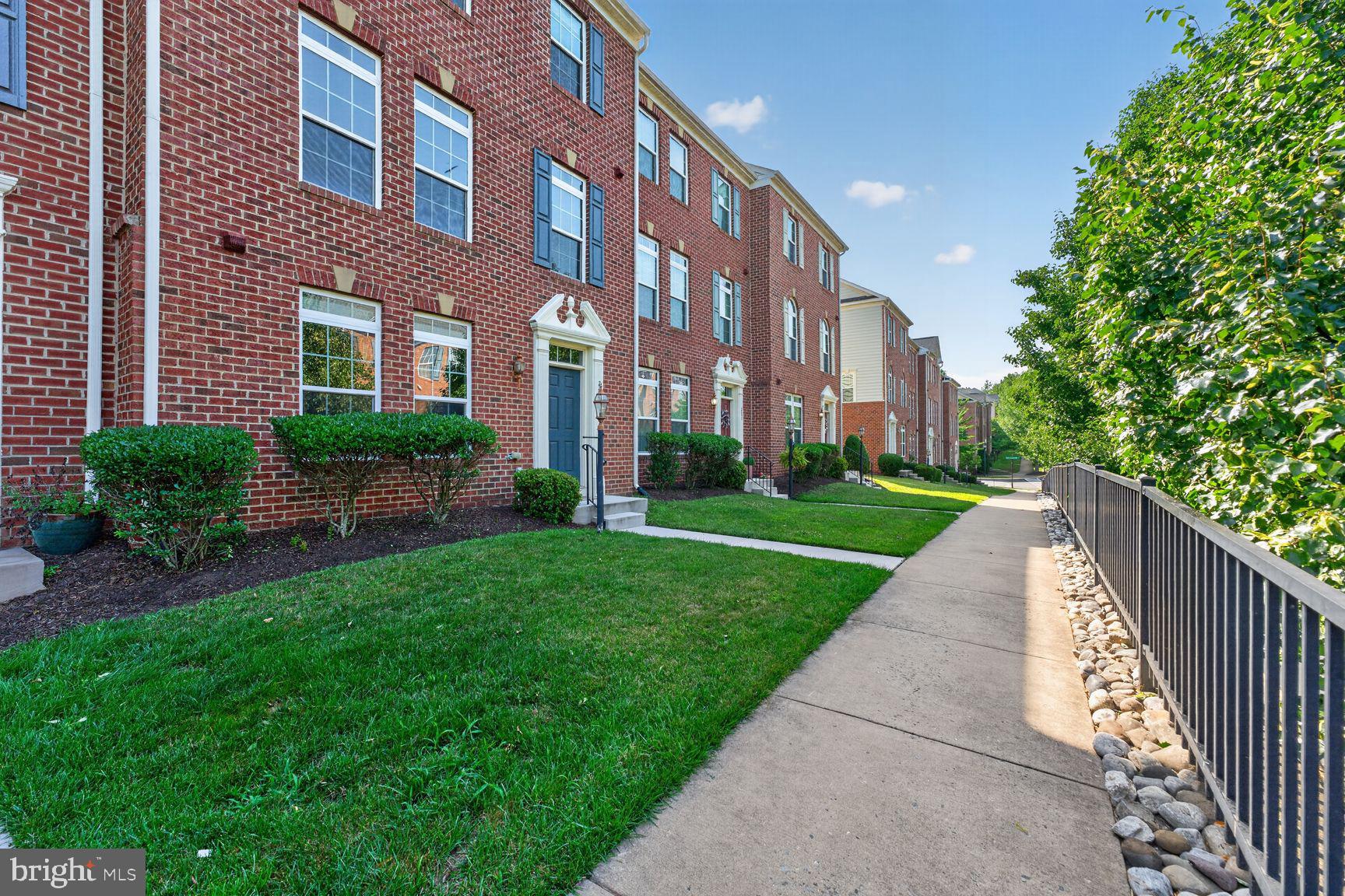 2293 MERSEYSIDE DRIVE