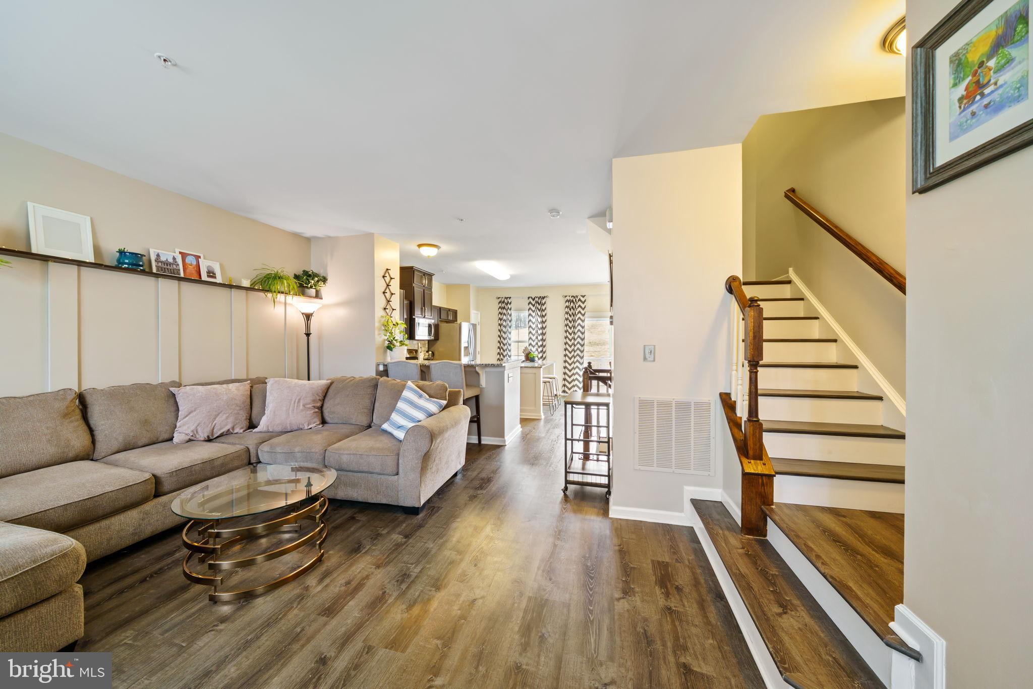 MEADOWVIEW - Residential