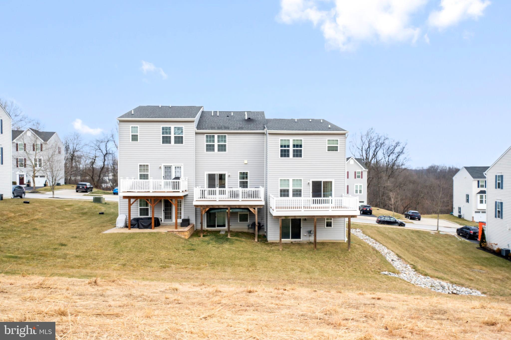 MEADOWVIEW - Residential