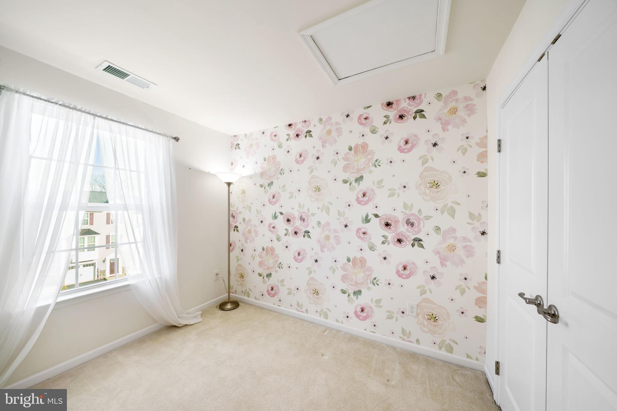 MEADOWVIEW - Residential