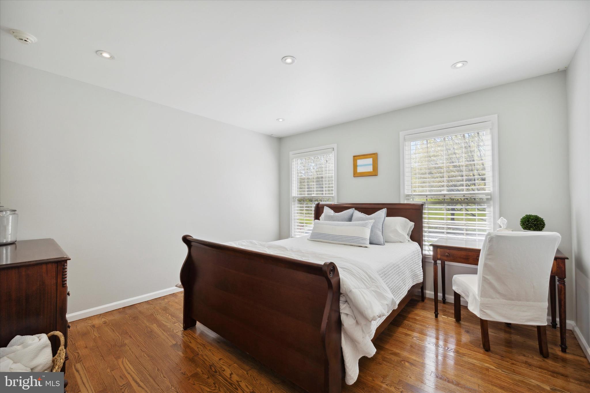 KENSWORTH - Residential