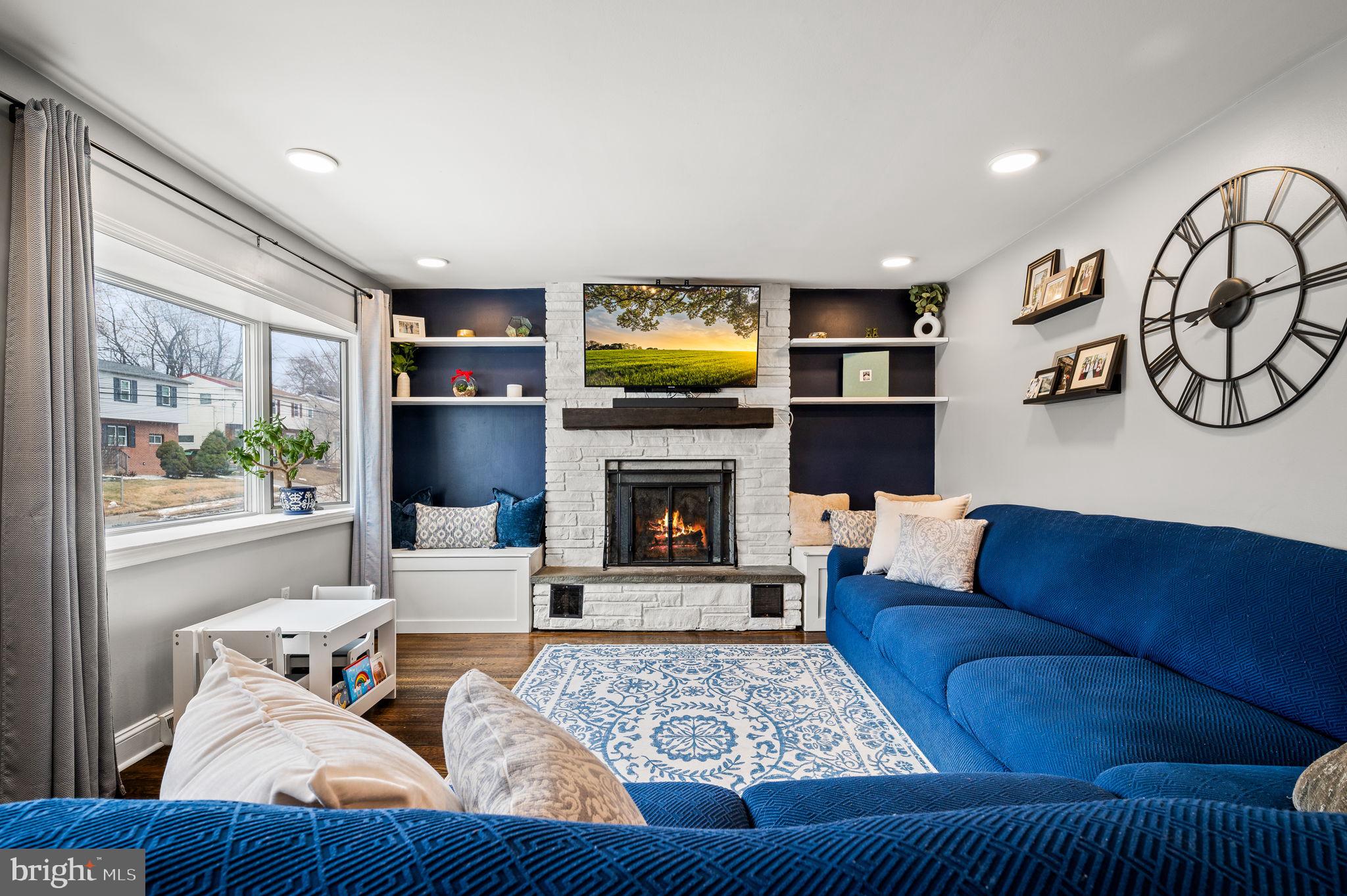 ROSLYN - Residential