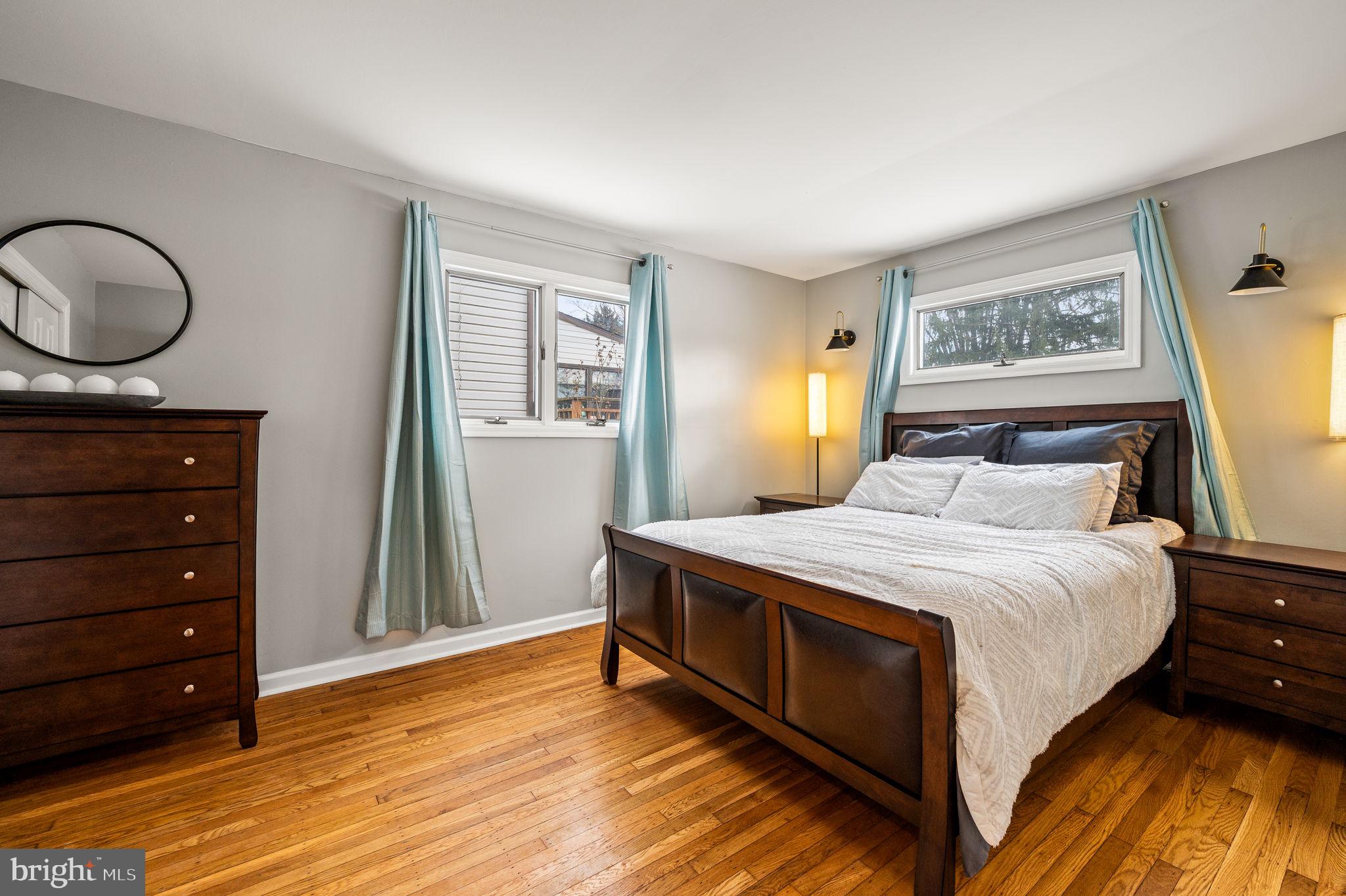 ROSLYN - Residential