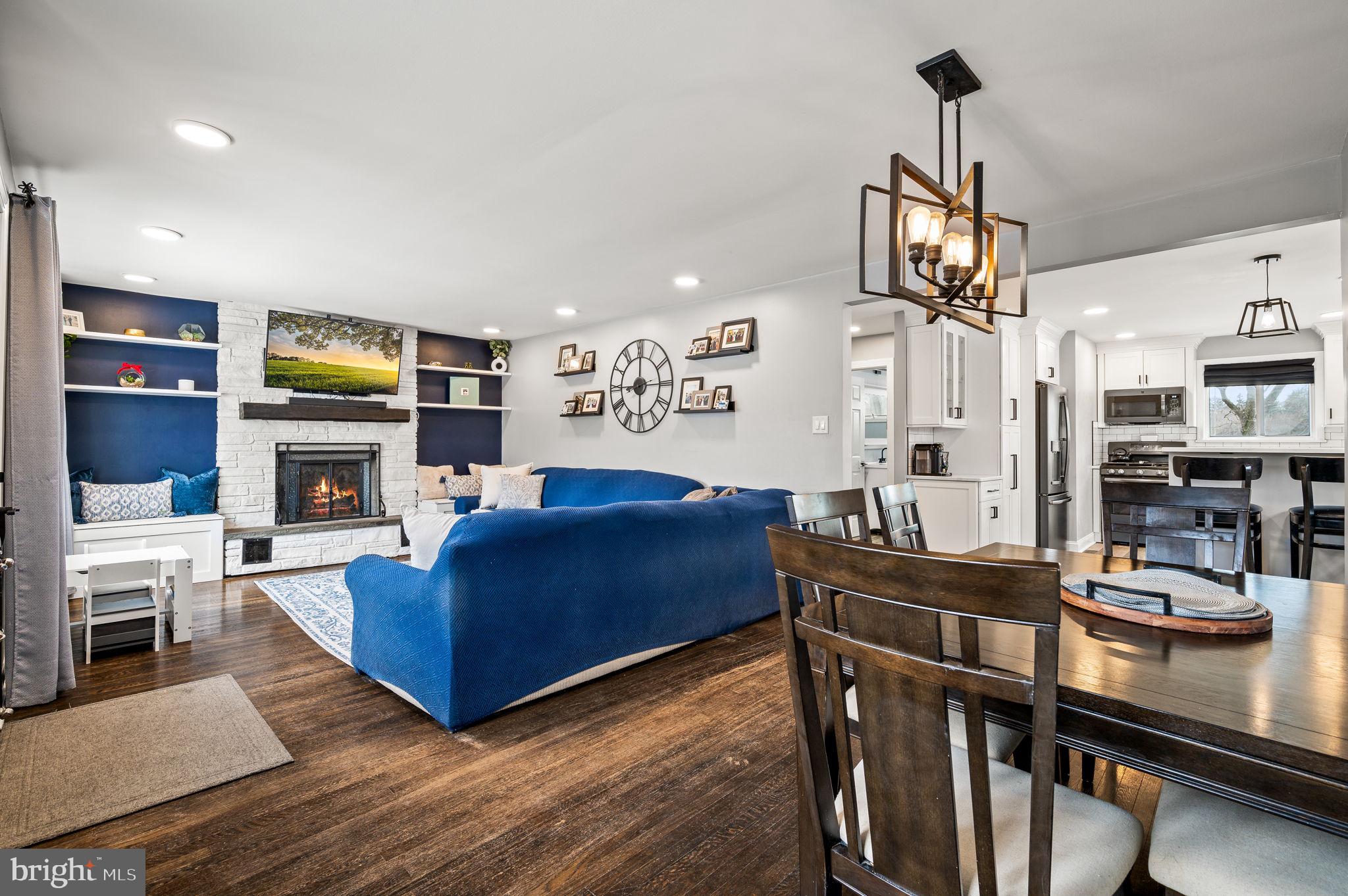 ROSLYN - Residential