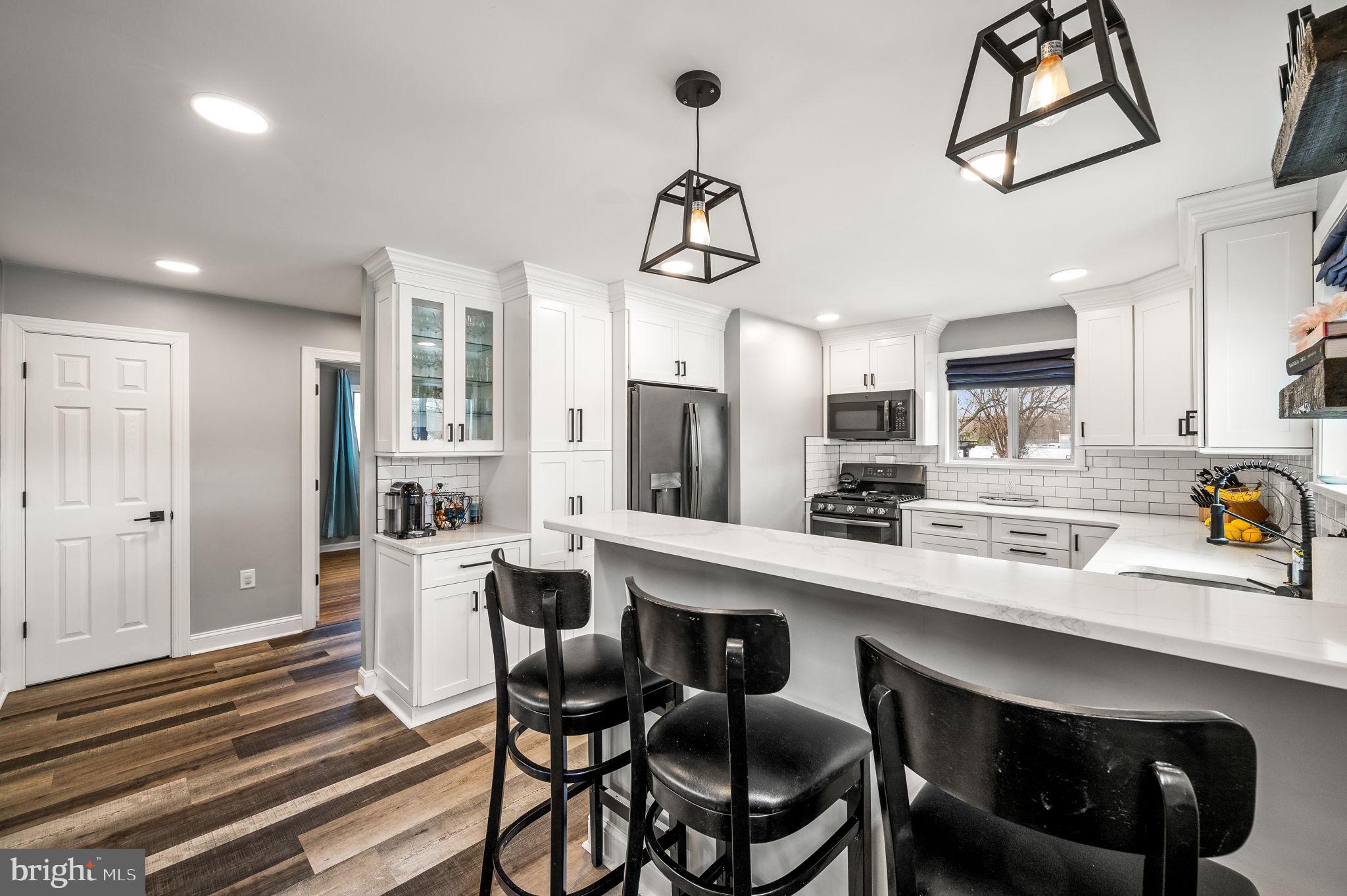 ROSLYN - Residential