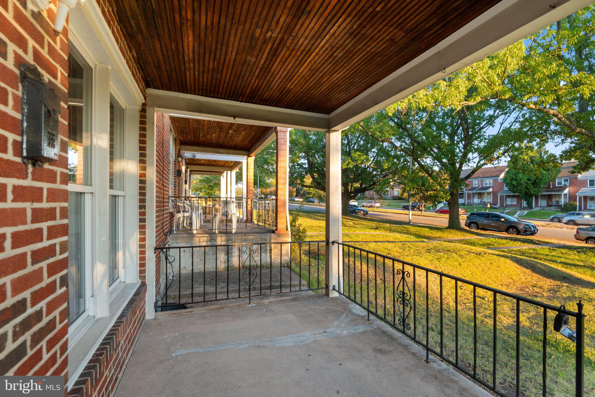 1146 E NORTHERN PARKWAY