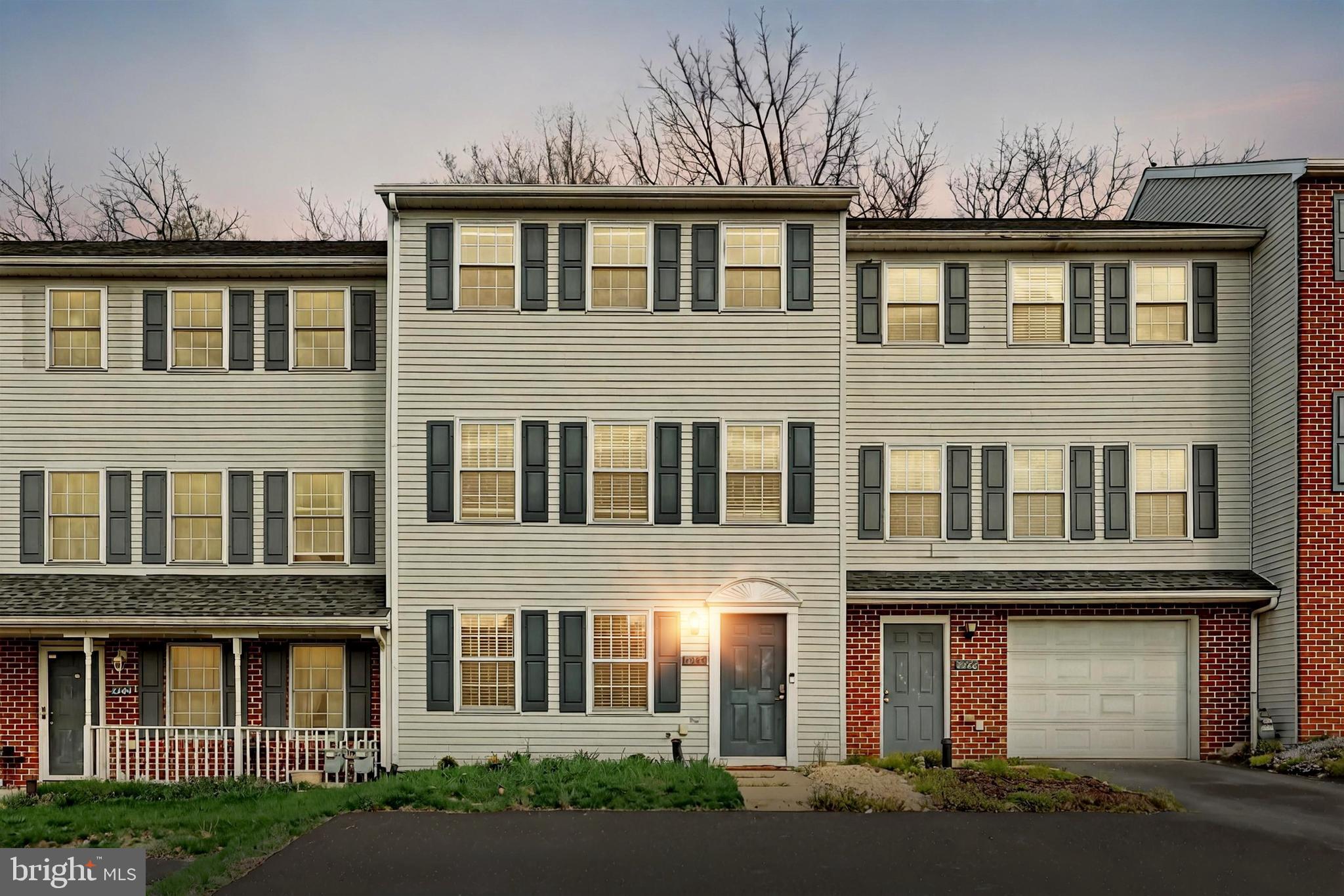 NORTH POINTE - Residential