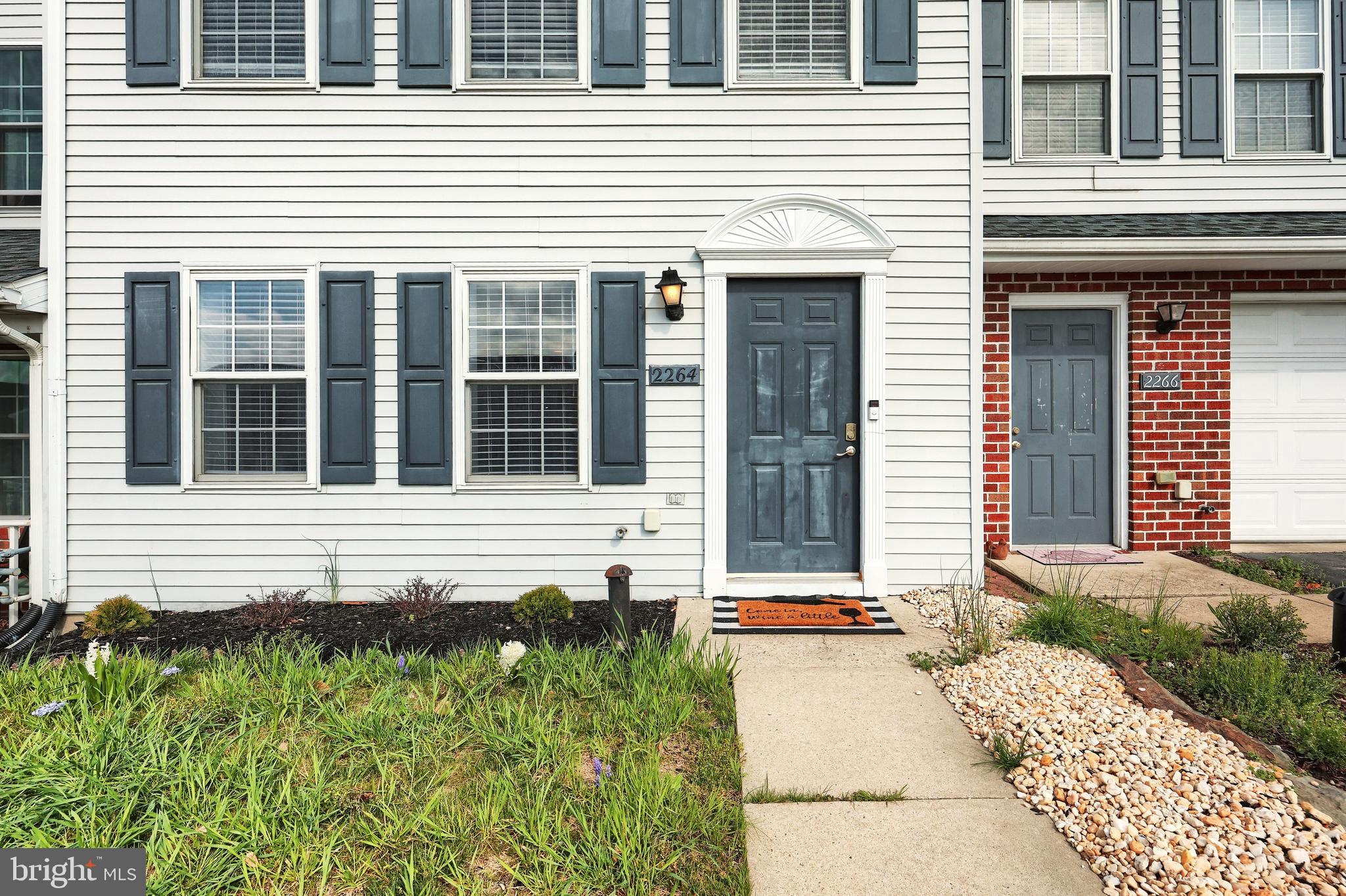 NORTH POINTE - Residential