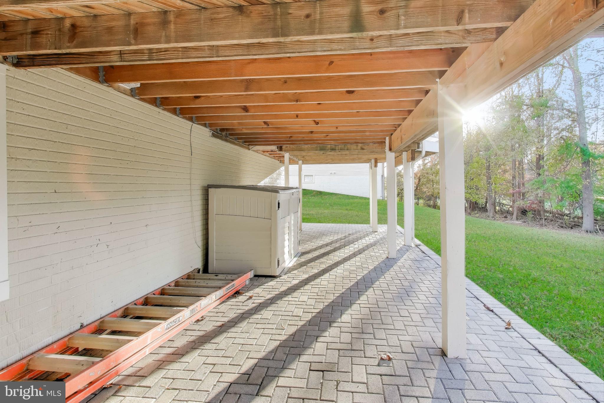 BROOKE MANOR FARMS - Residential