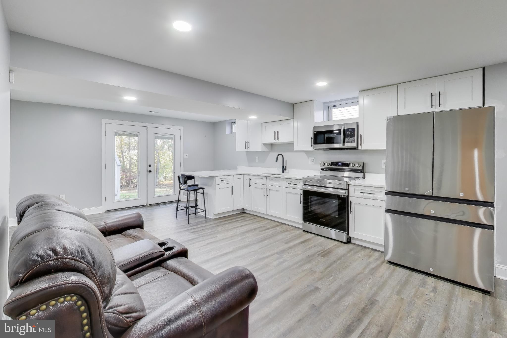 BROOKE MANOR FARMS - Residential