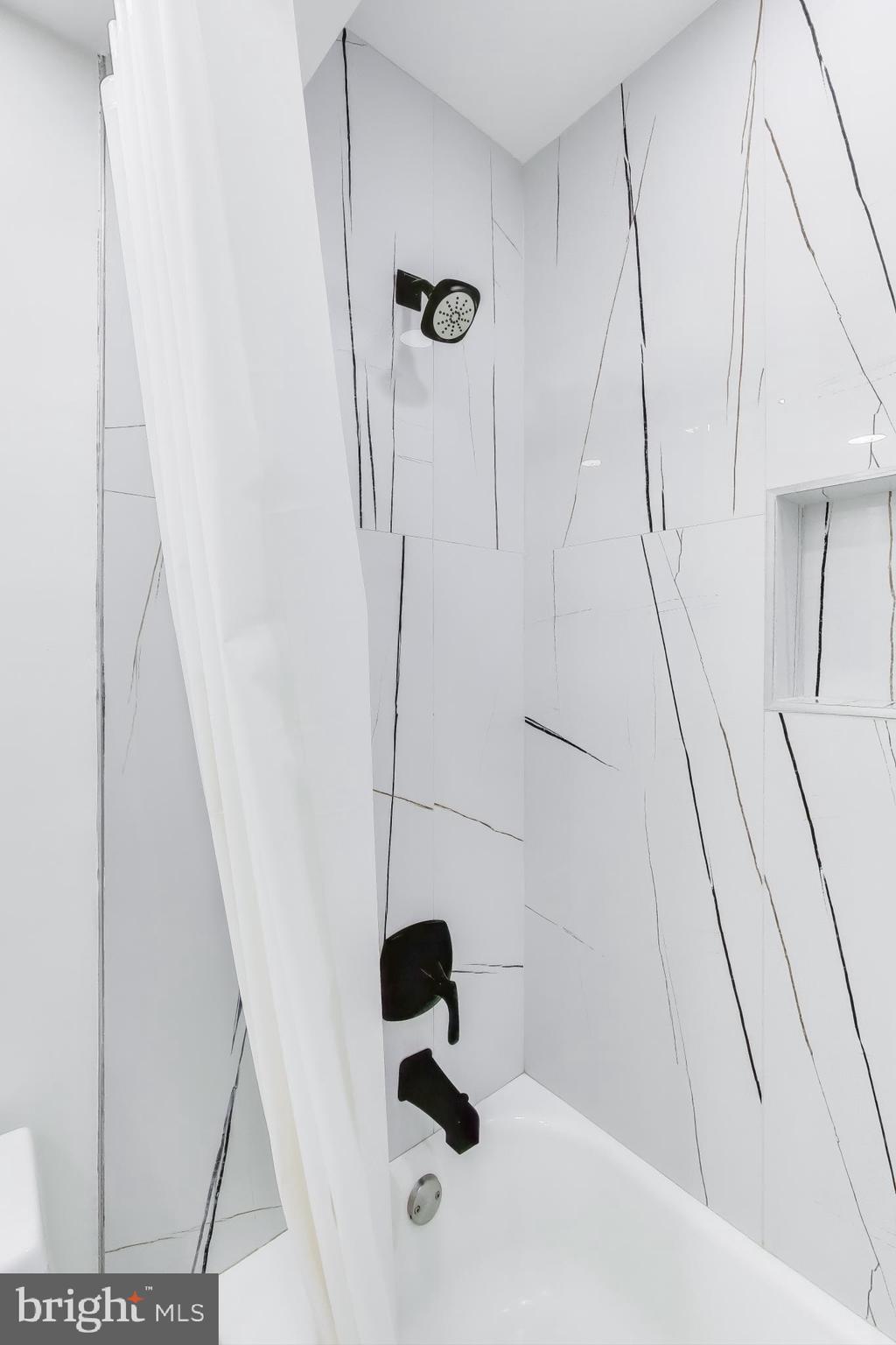 BROOKE MANOR FARMS - Residential