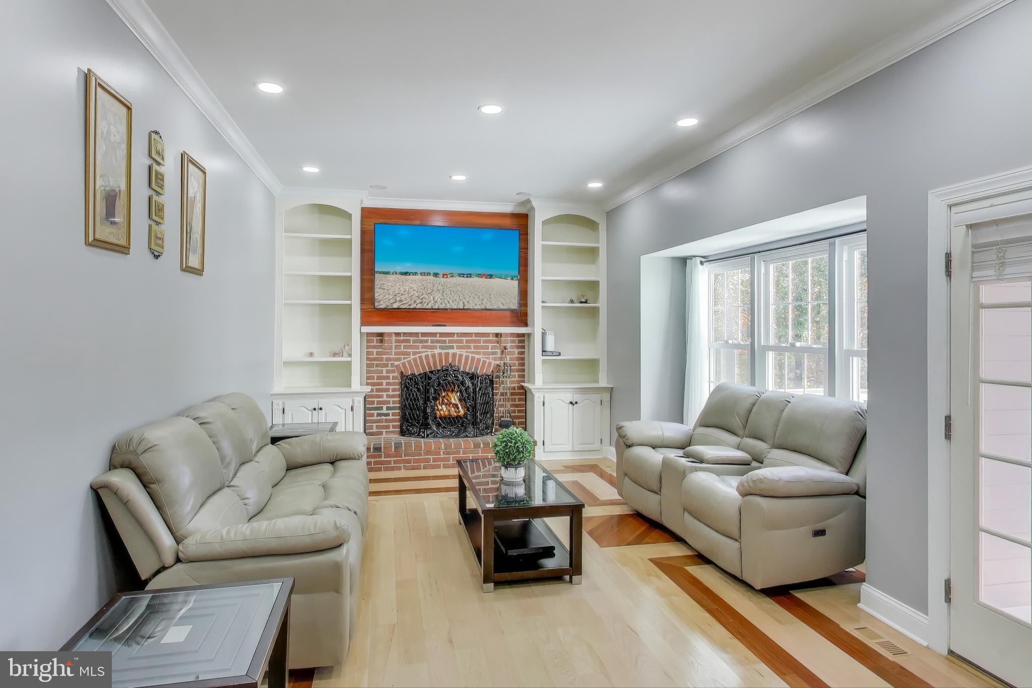 BROOKE MANOR FARMS - Residential