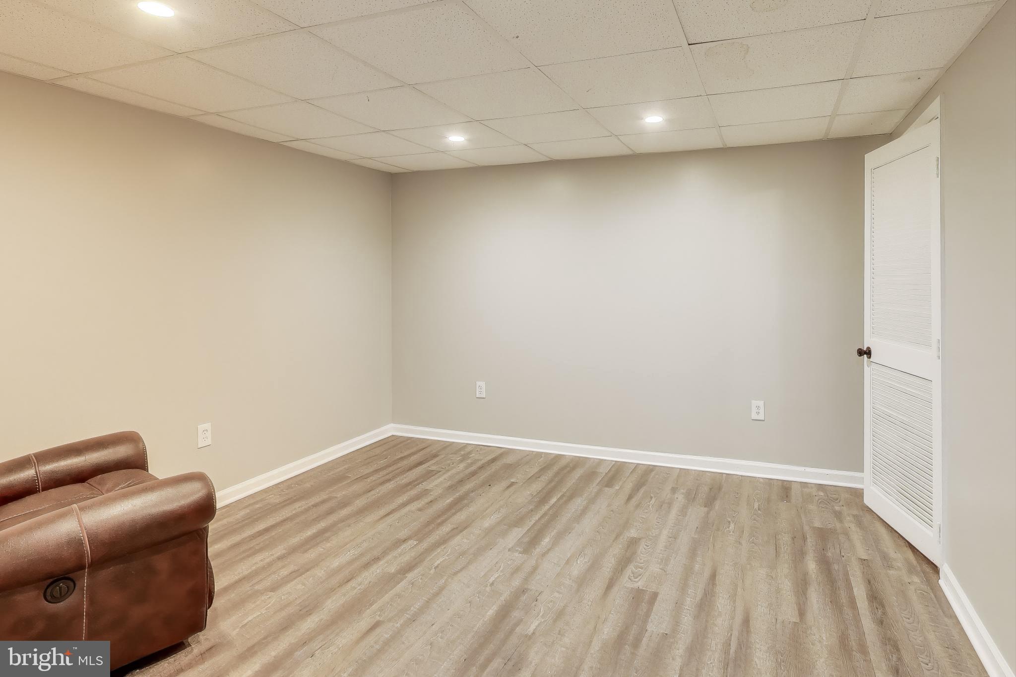 BROOKE MANOR FARMS - Residential