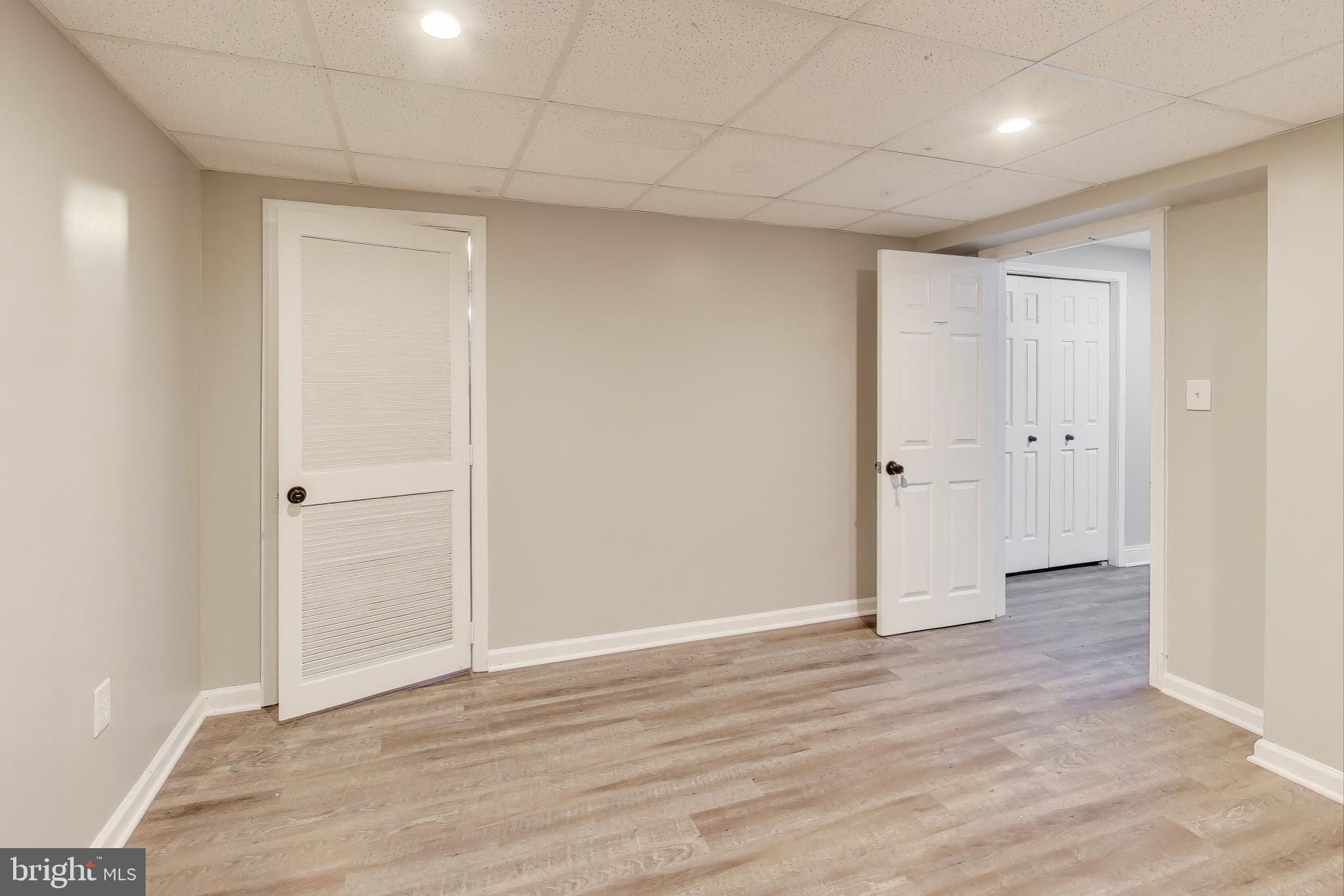 BROOKE MANOR FARMS - Residential