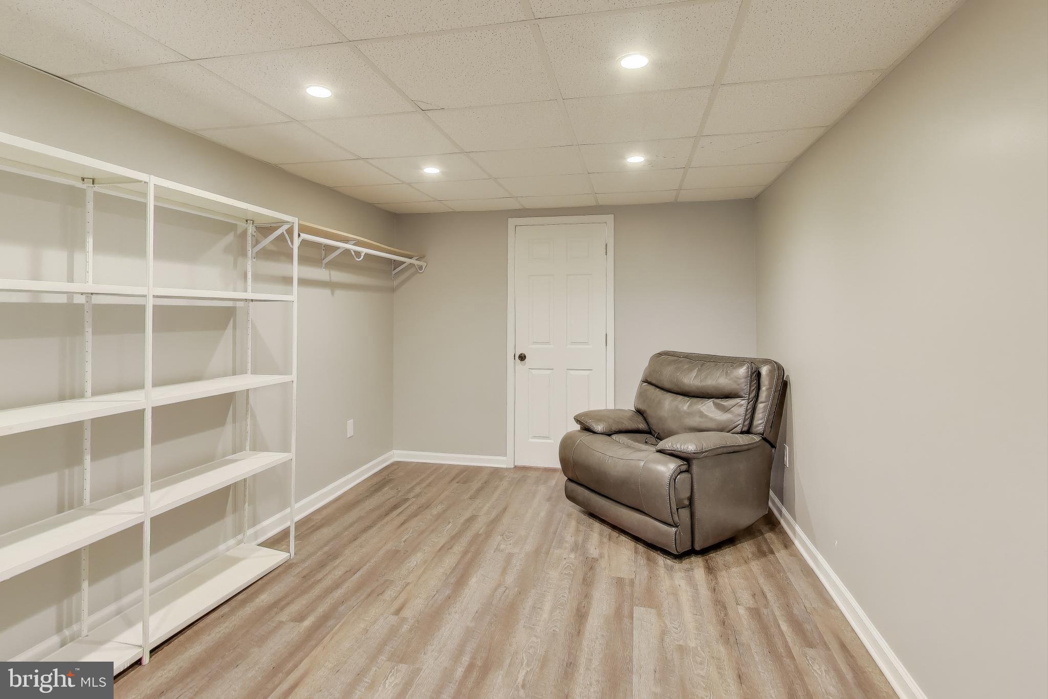 BROOKE MANOR FARMS - Residential