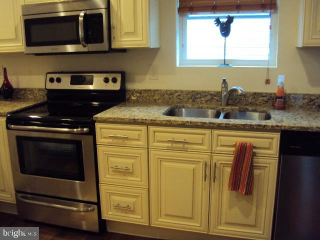 NORTH CHESAPEAKE BEACH - Residential