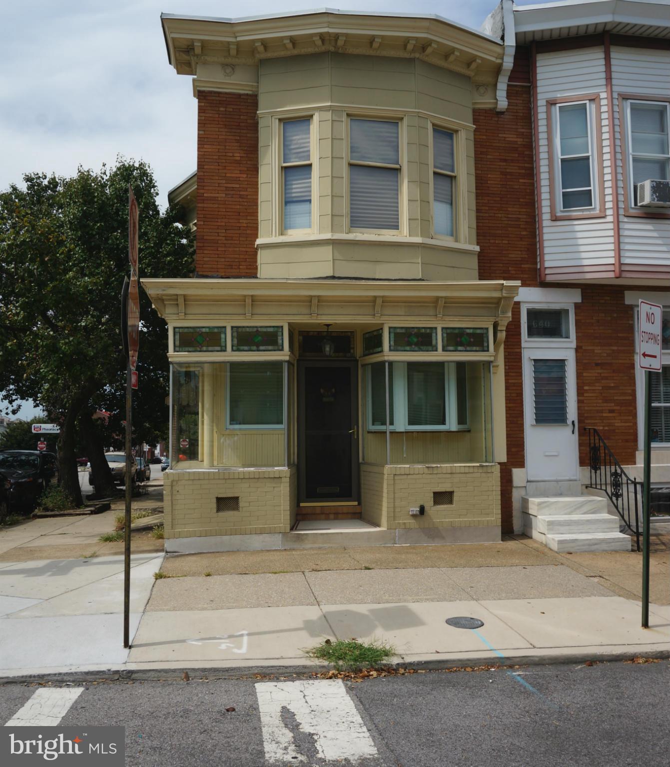 Large EOG storefront home. Open floor plan. 1st level has wood floors and 1/2 bath. Great kitchen full of light with island, 42" cabinets, granite counters, and SS appliances. 2nd level has Sitting Room, 2 Bedrooms with roof access and full bath. Full unfinished basement. Subject to third party approval. Professionally negotiated by Heise & Heise, LLP.