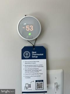 THE LAKES AT MARTINSBURG - Residential Lease