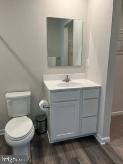 THE LAKES AT MARTINSBURG - Residential Lease