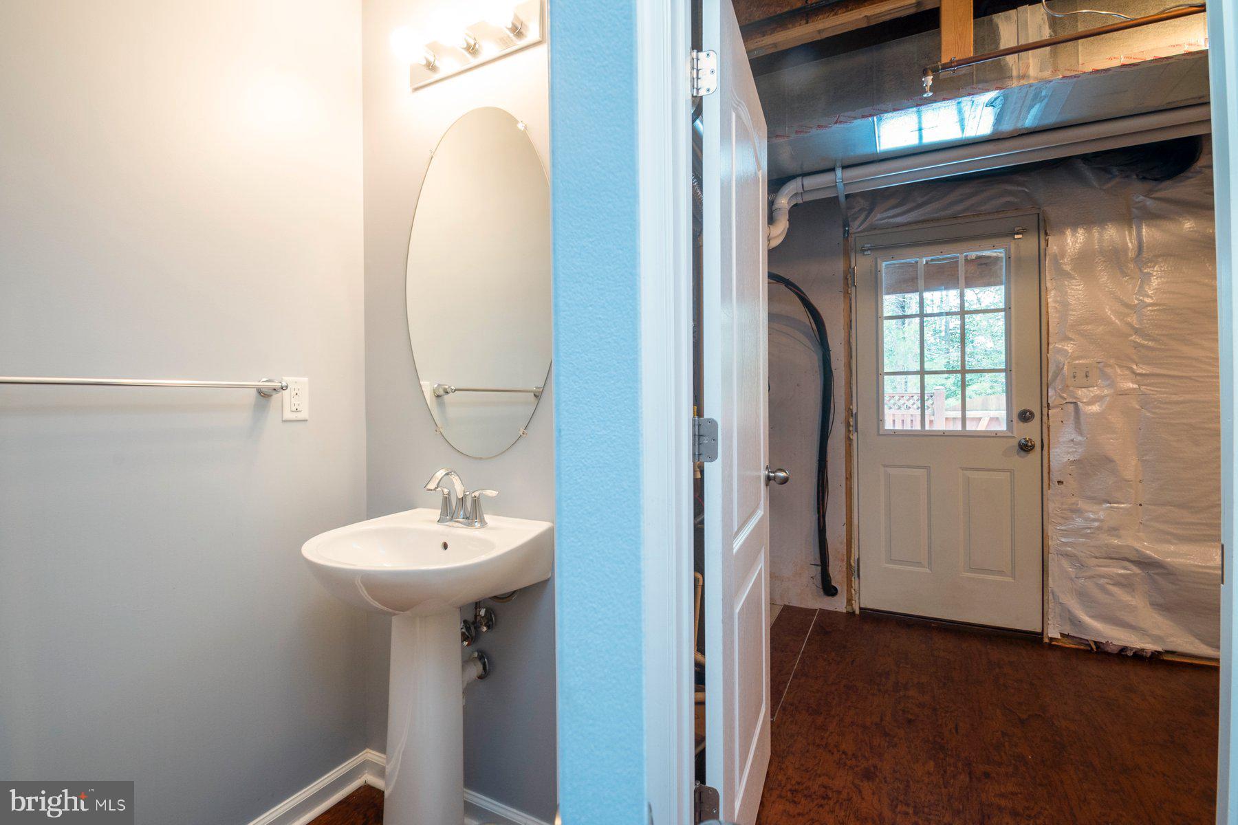 TANYARD SPRINGS - Residential