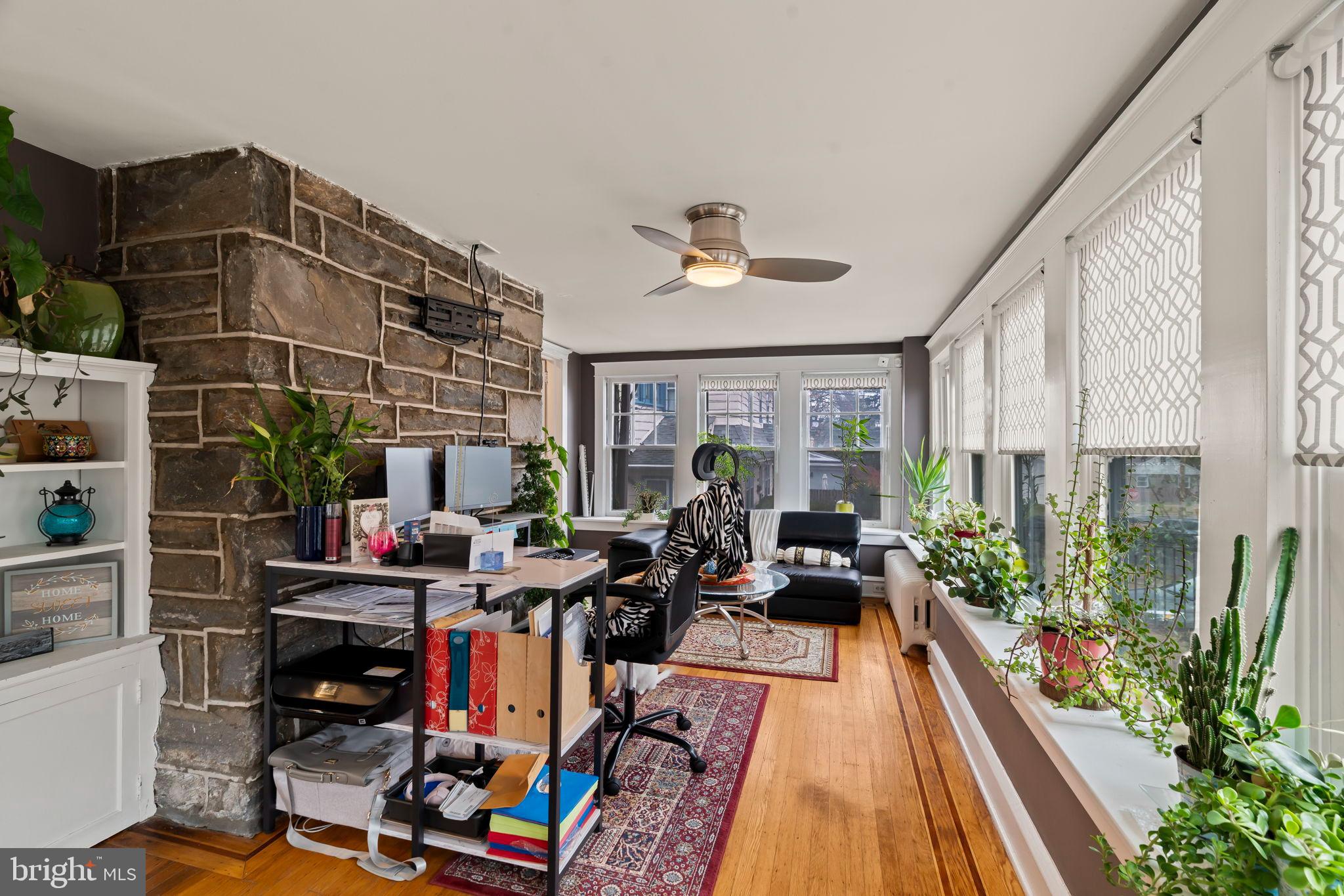 LANSDOWNE - Residential