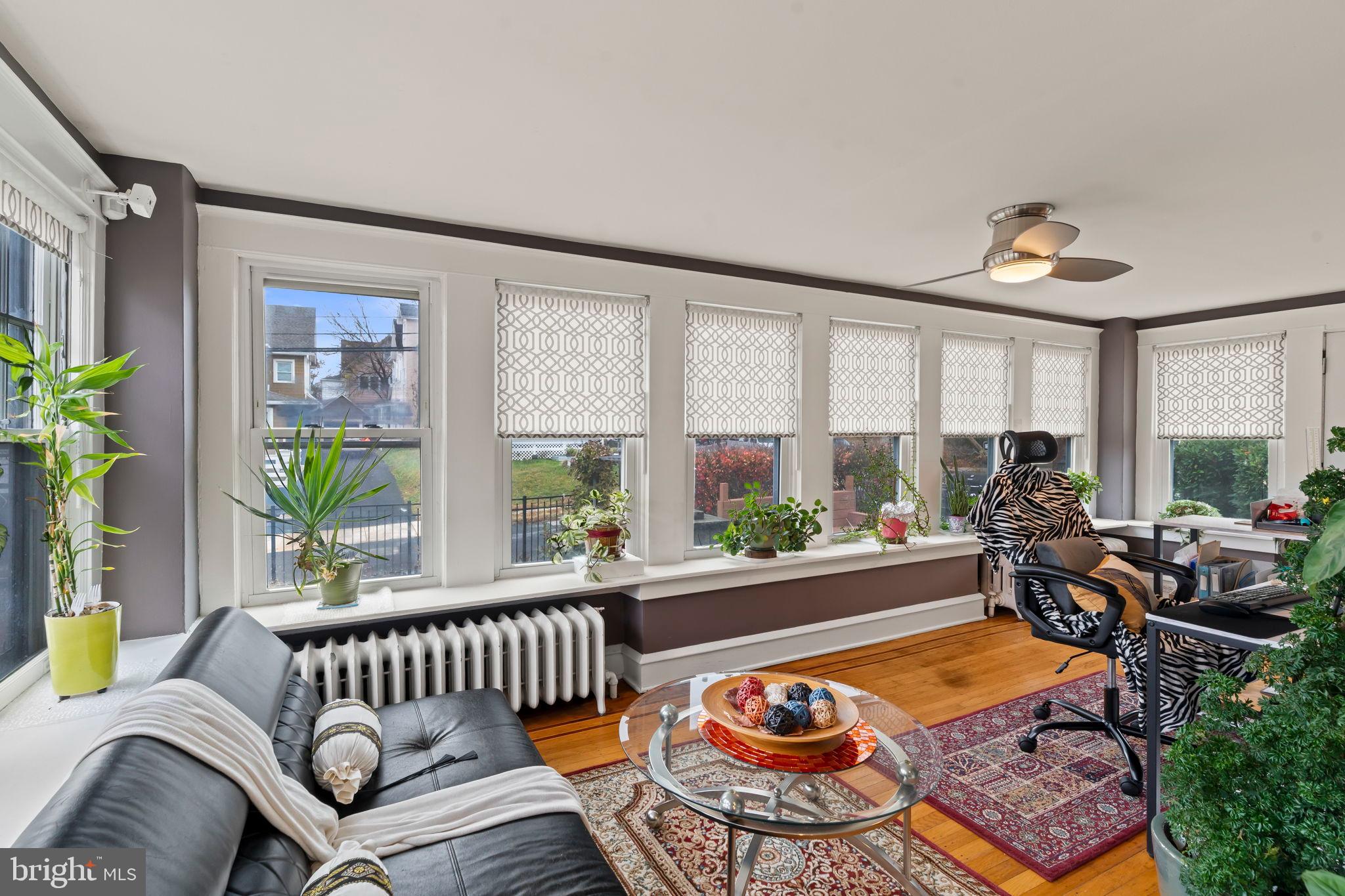 LANSDOWNE - Residential