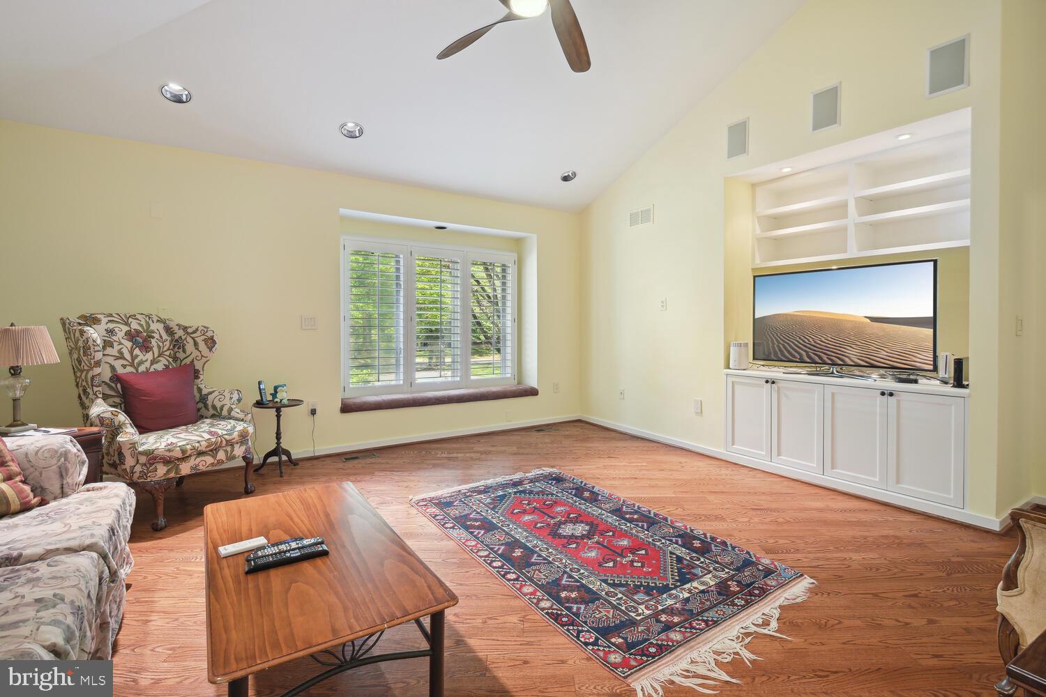 THE PALISADES - Residential